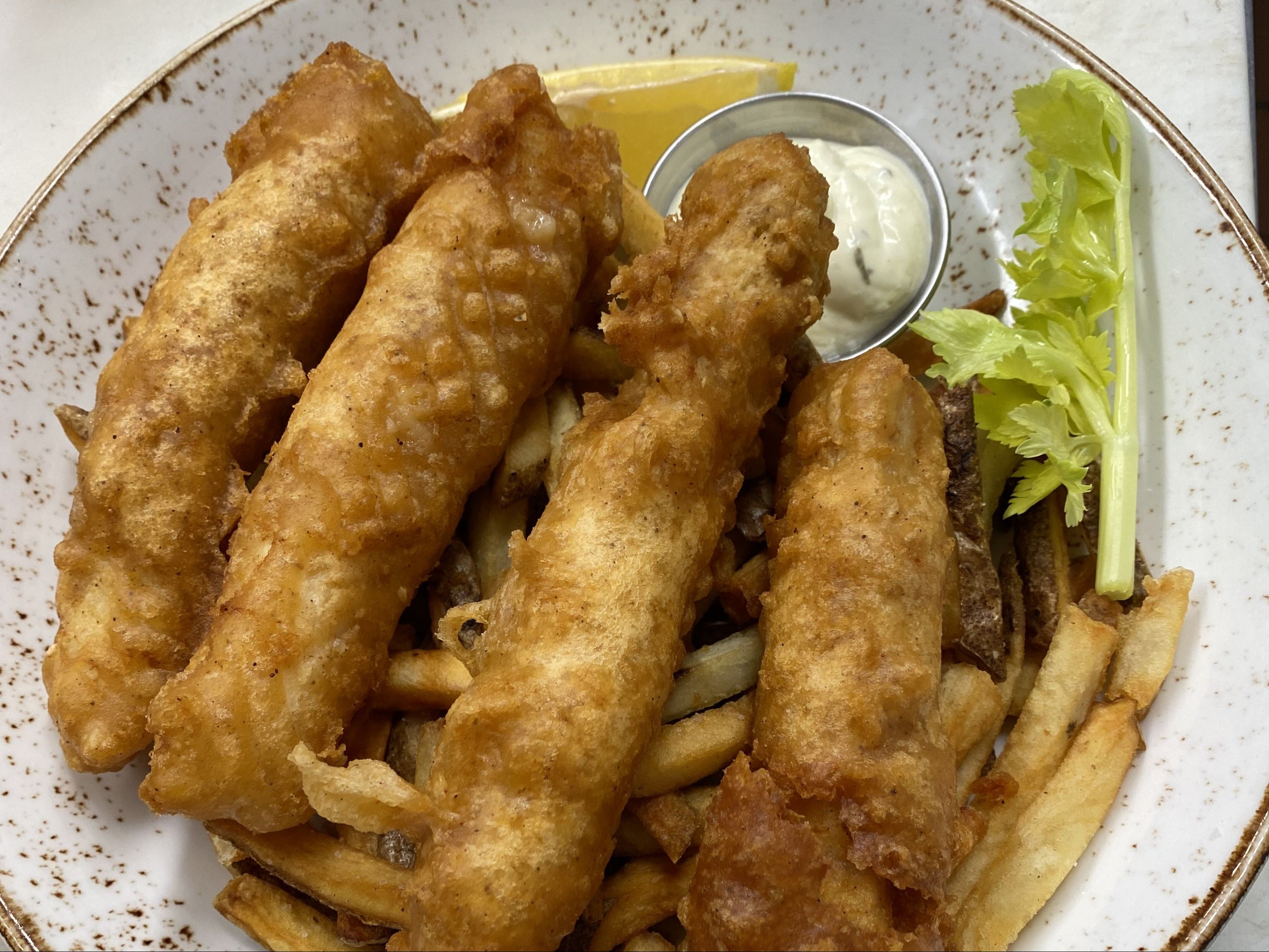 FISH&CHIPS For 4 togo.
