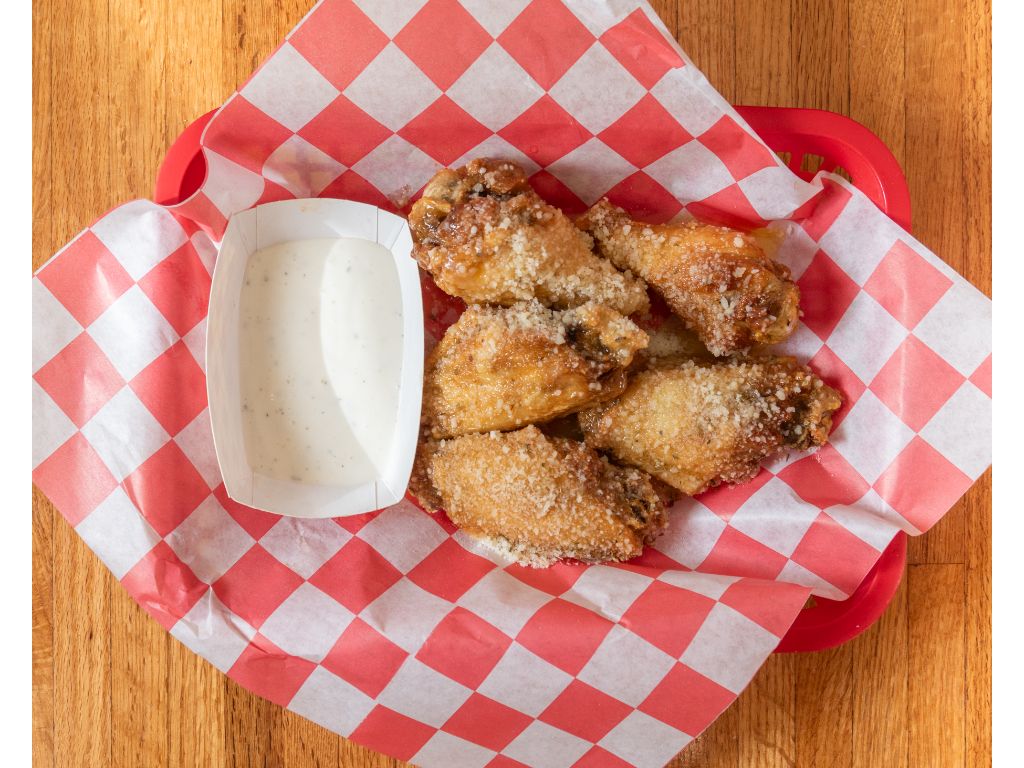 7 Wings, Fries & Soda