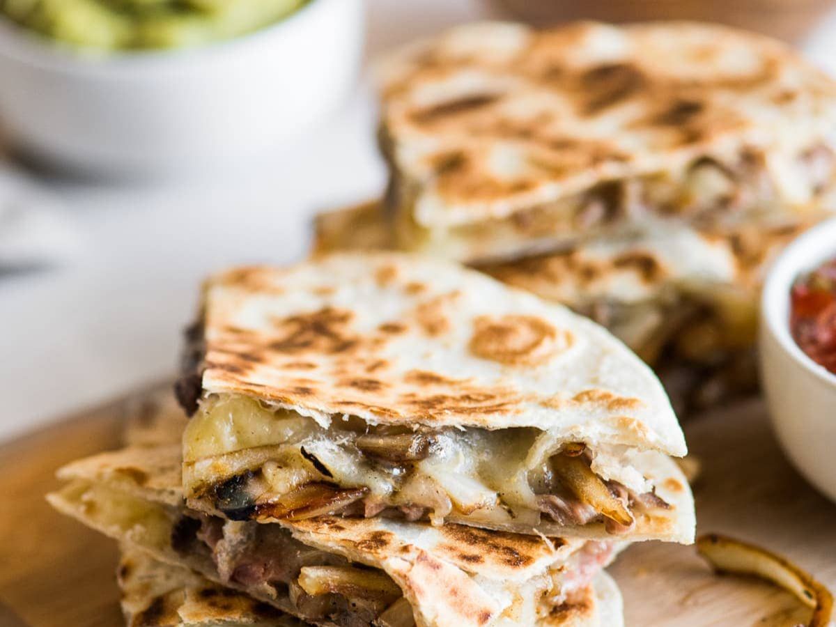 SHAWARMA CHICKEN QUESADILLA
