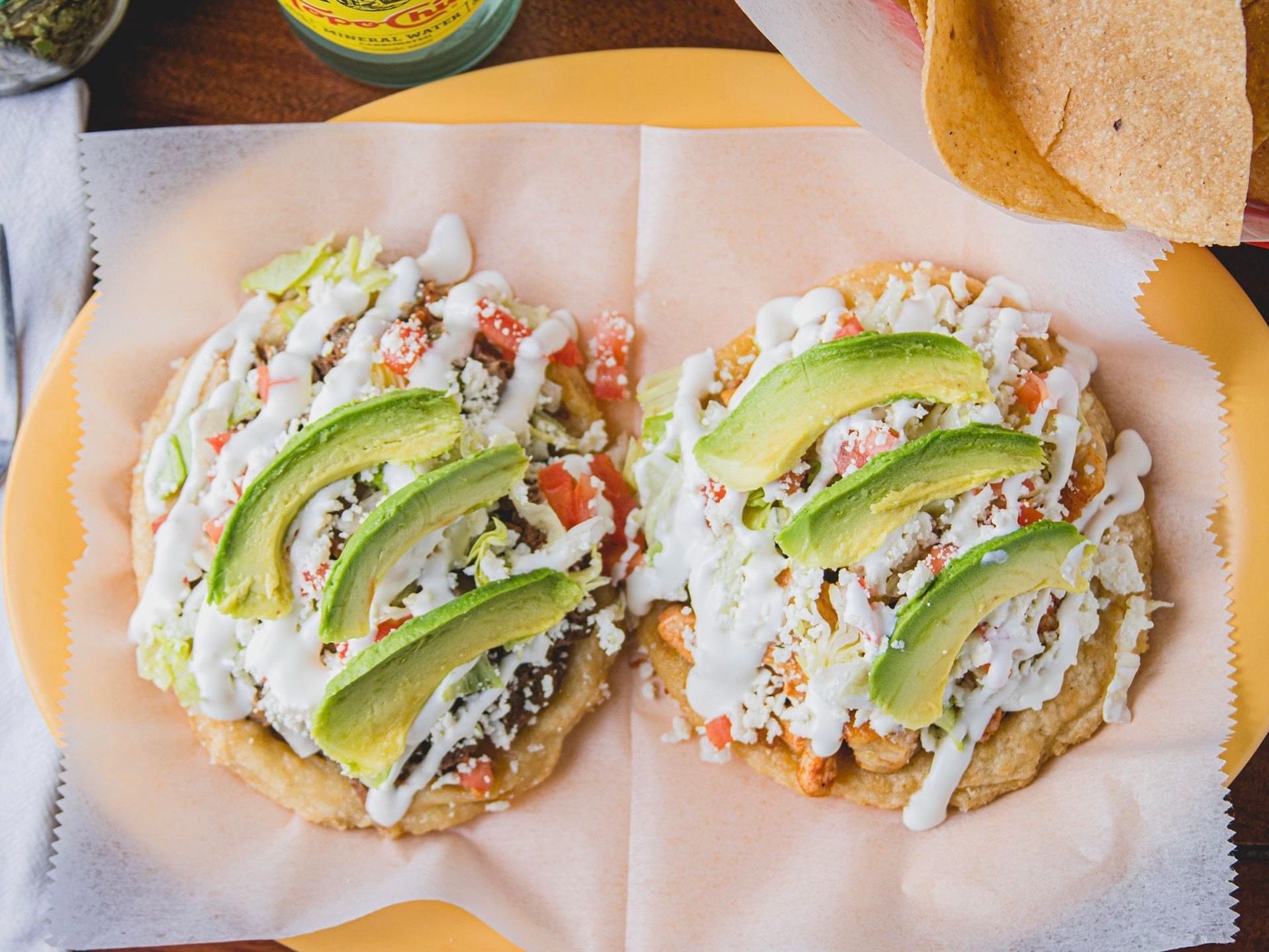 Sopes.
