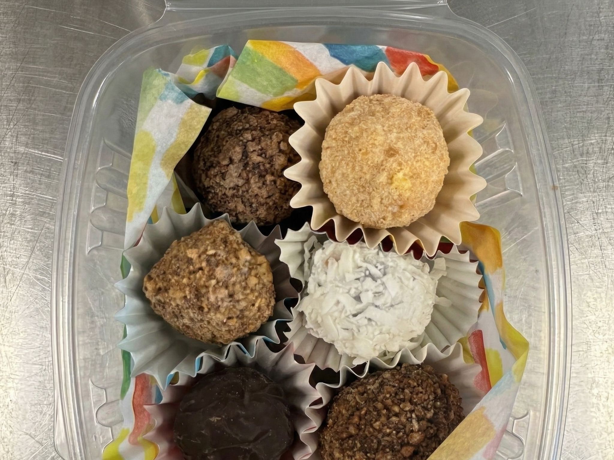 Assorted Truffles (6 Count).