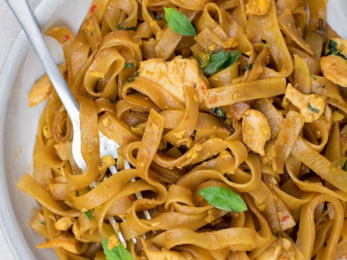 Egg Drunken Noodles.