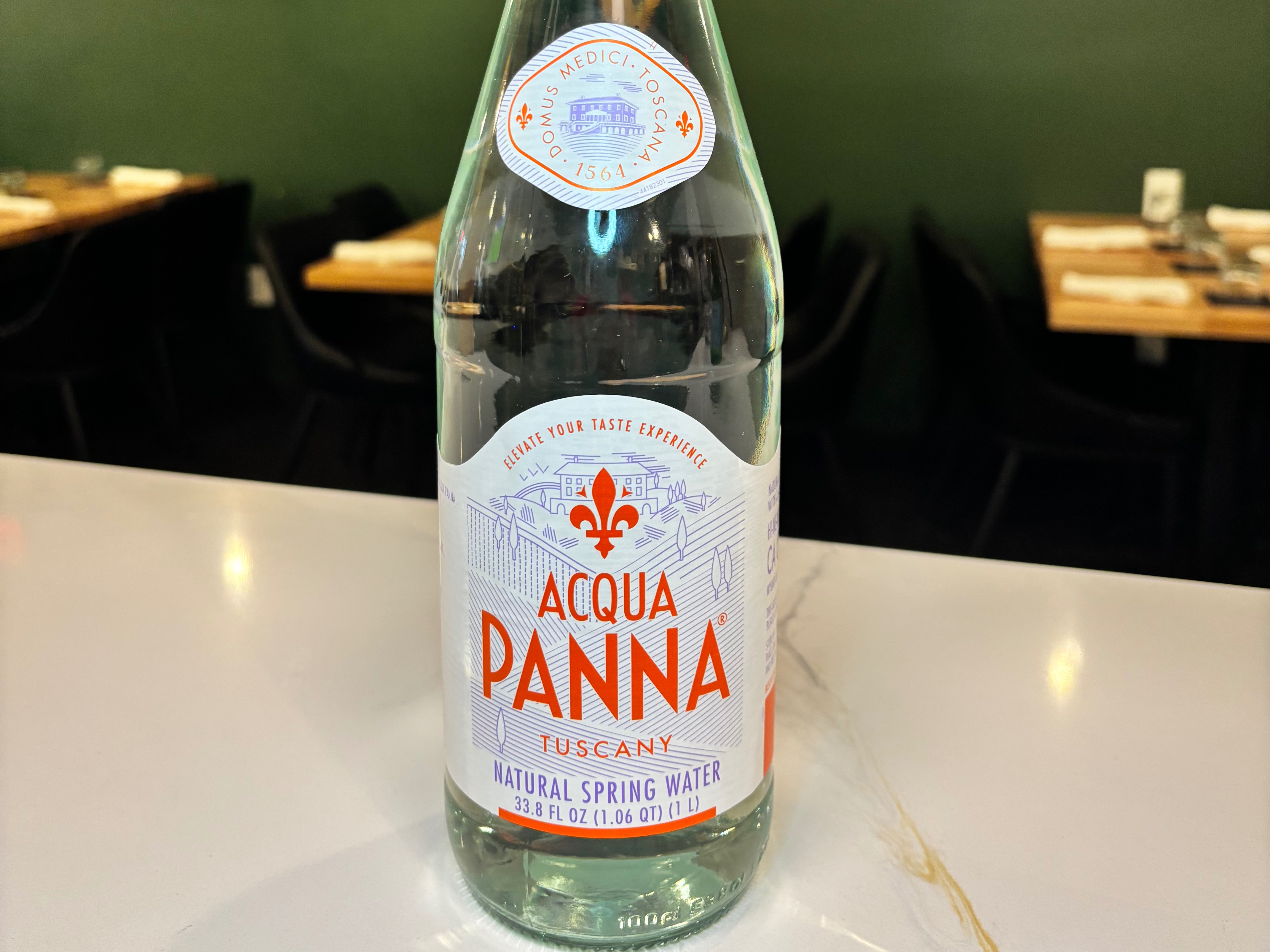 Acqua Panna 1L.