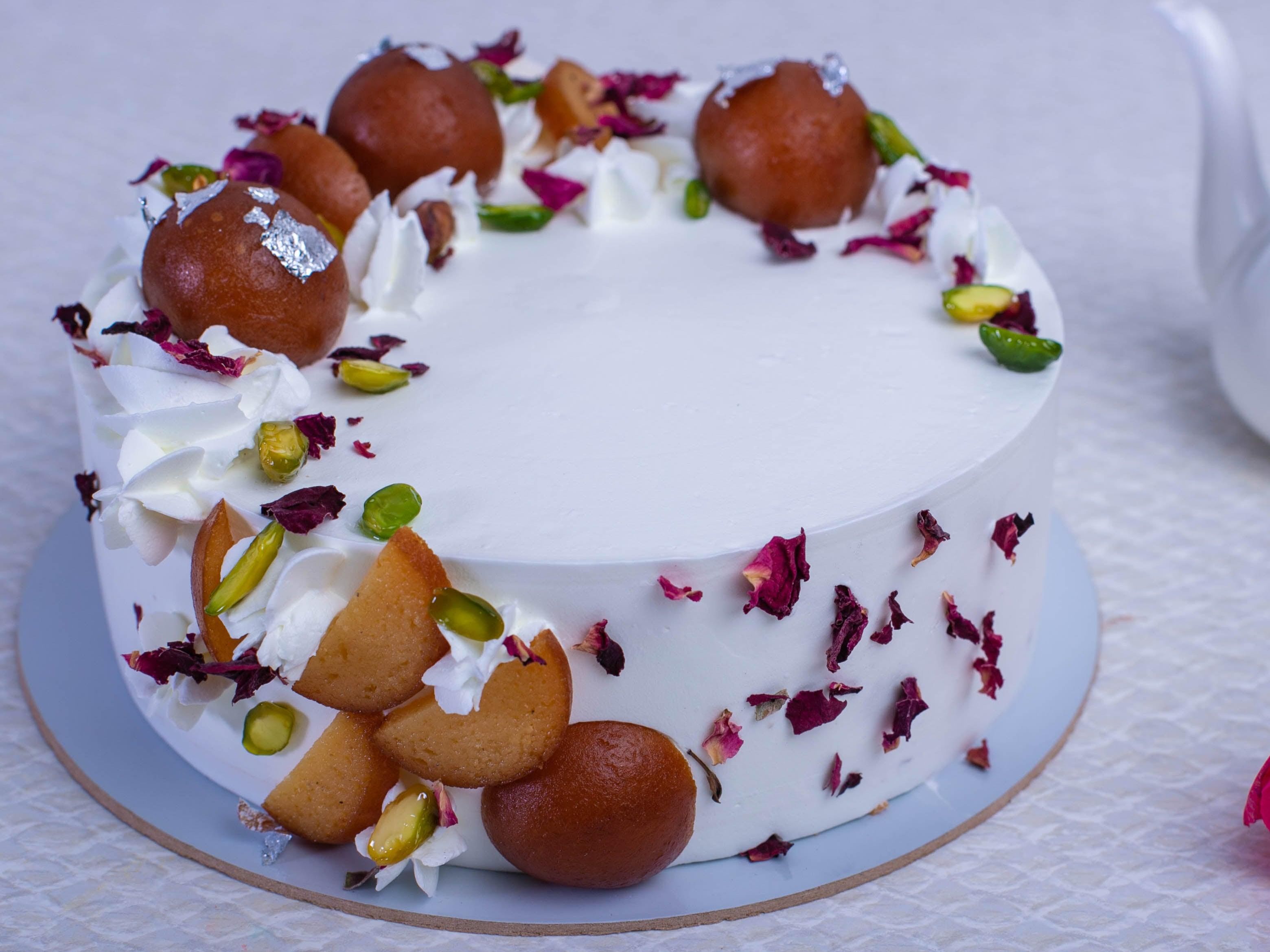 GULAB JAMUN CAKE.