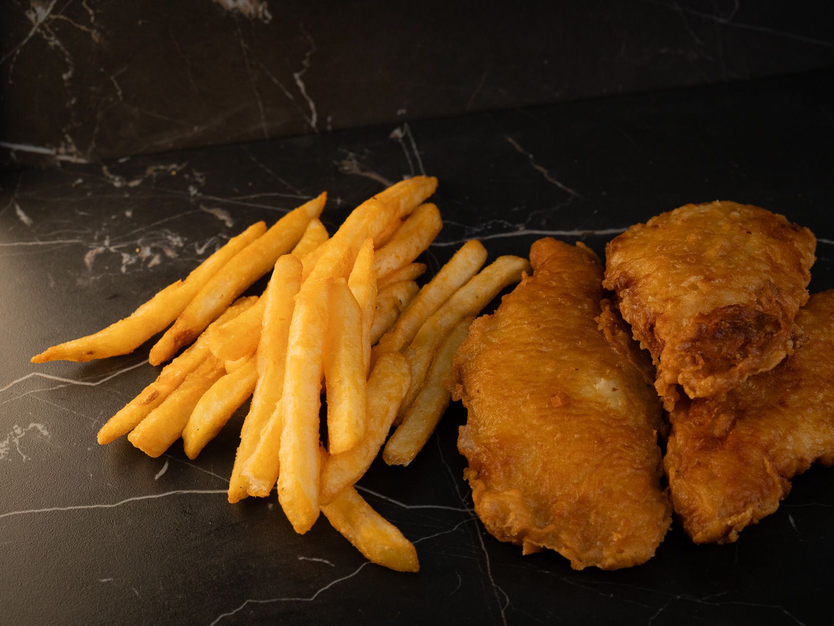 Chicken Strips (3) W/ Fries.
