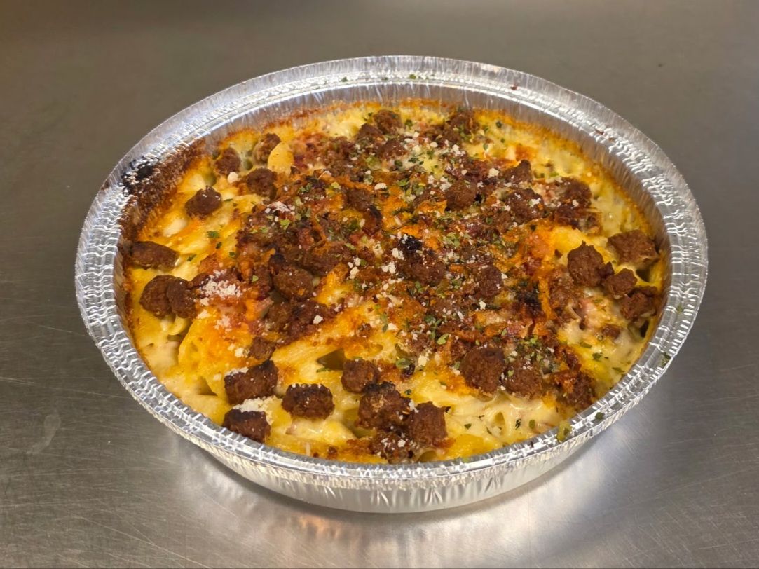 Smoked Gouda Mac N Cheese.