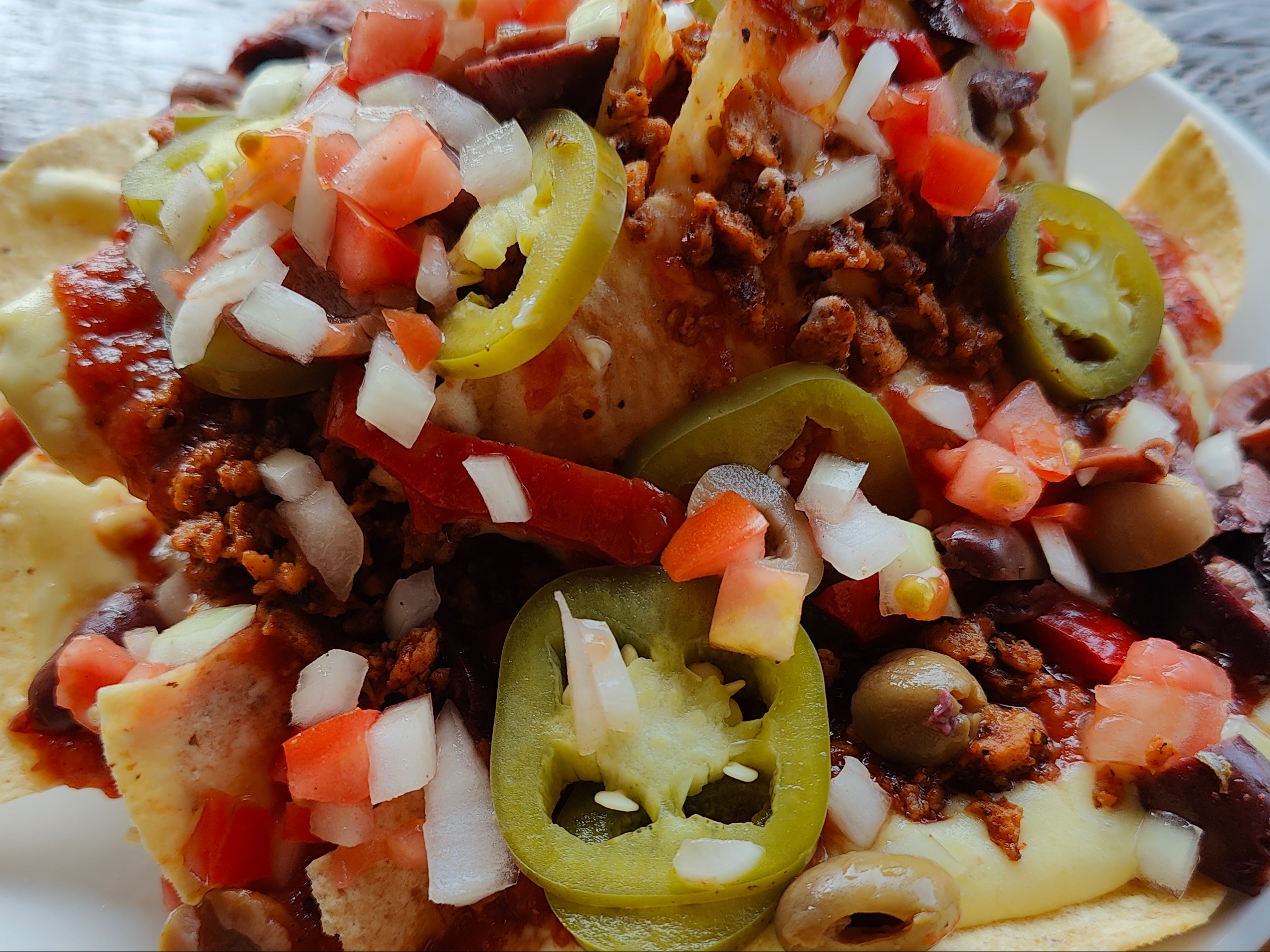 Bloody Mary Nachos (V, GF).