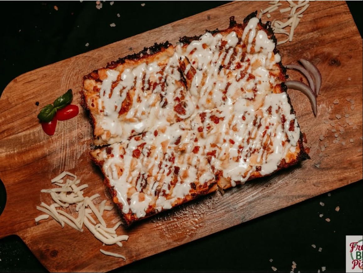 Delivery Options for Pizza and Wings
