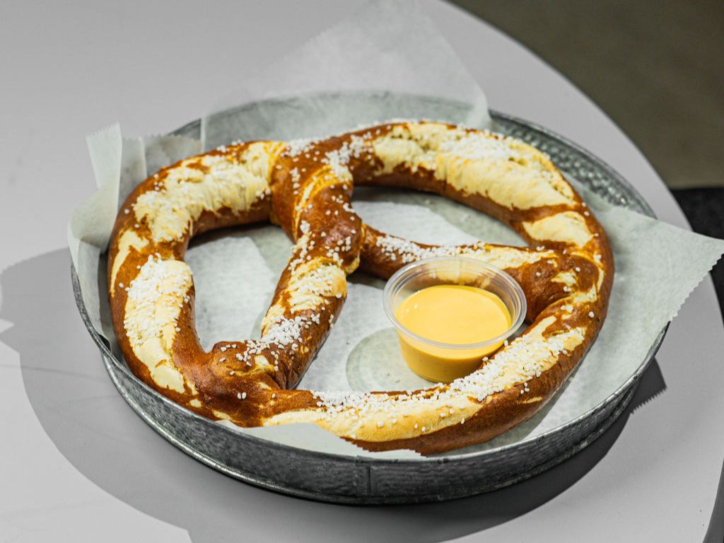 Jumbo Pretzel.