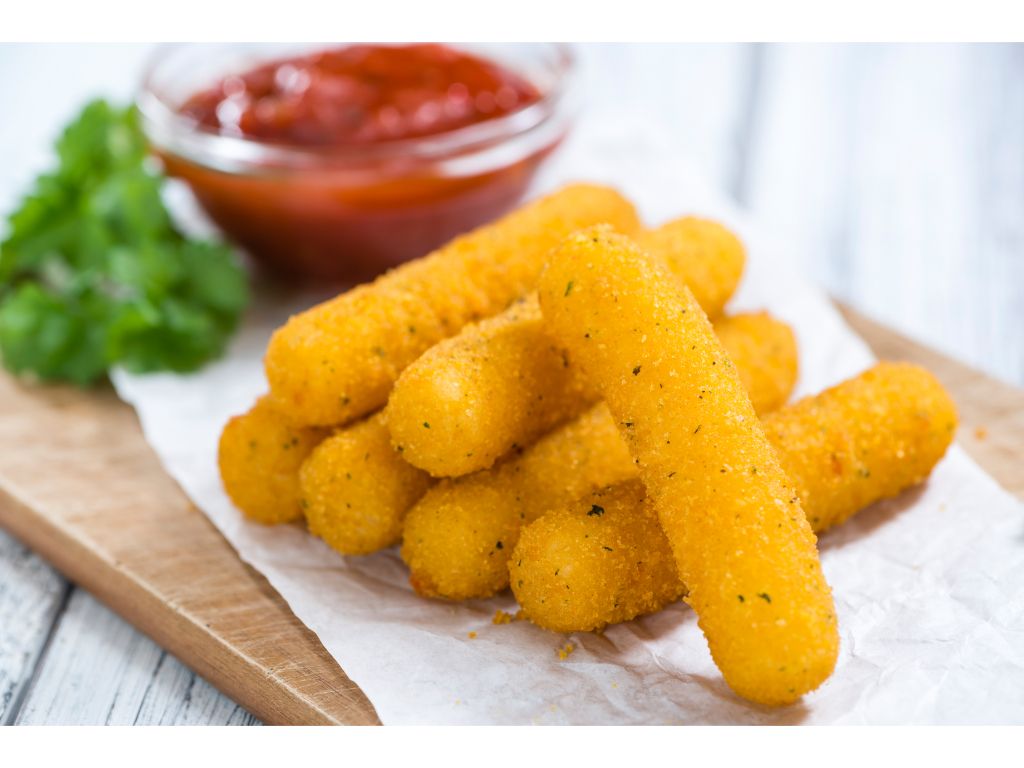 6 Mozzarella Sticks.