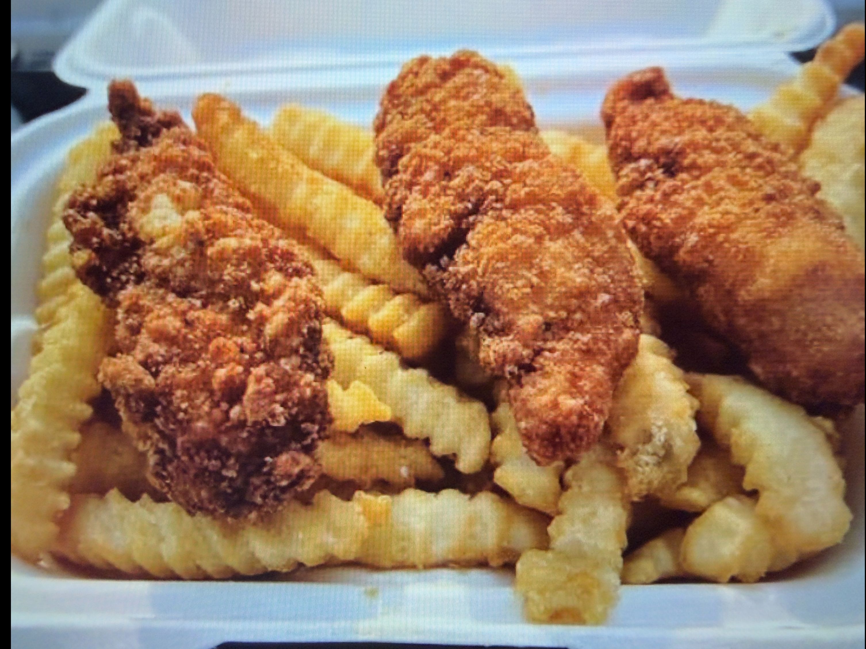 4Pc Chicken Tenders w/ Fries.