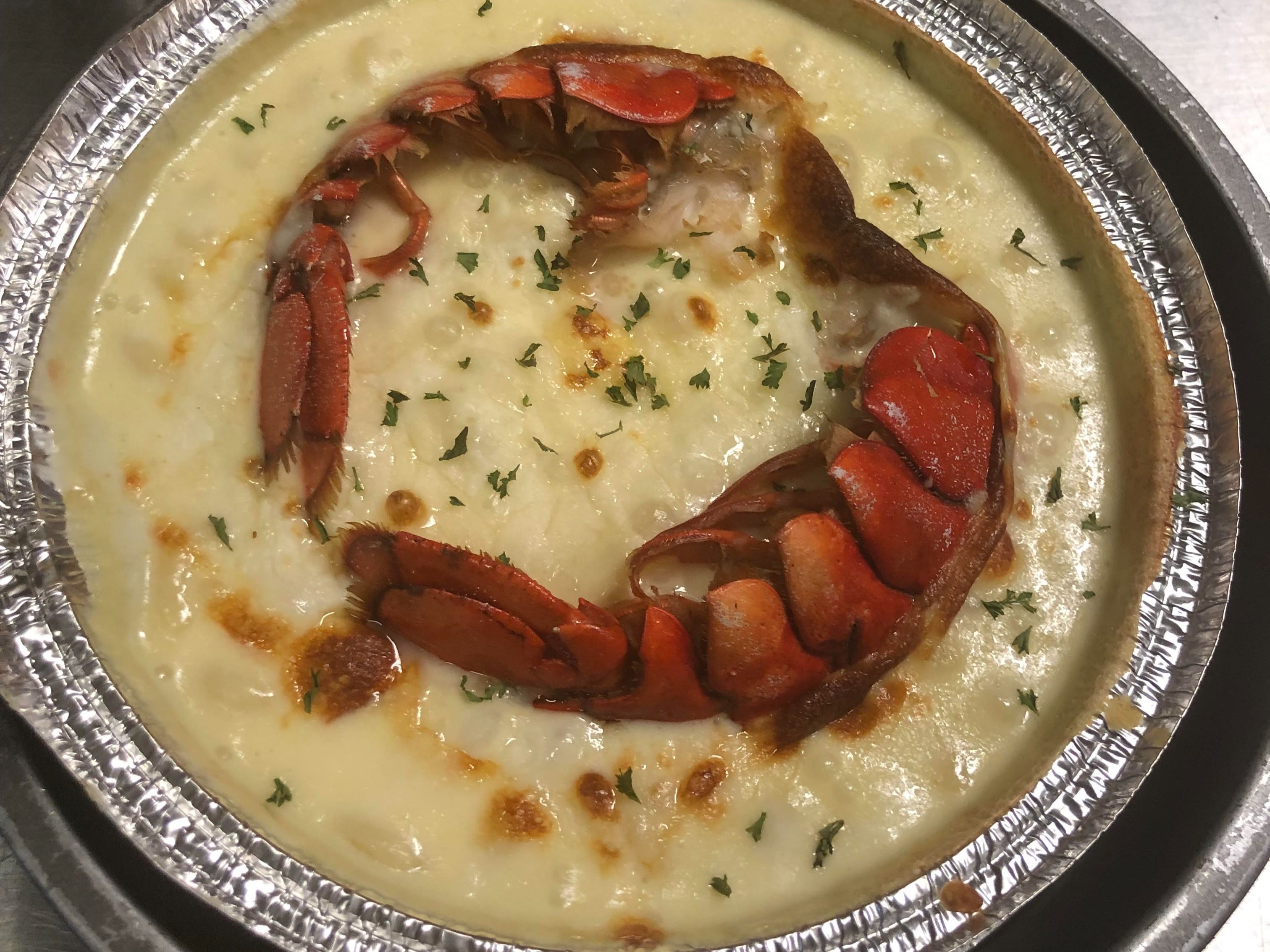 Seafood Mac & Cheese.