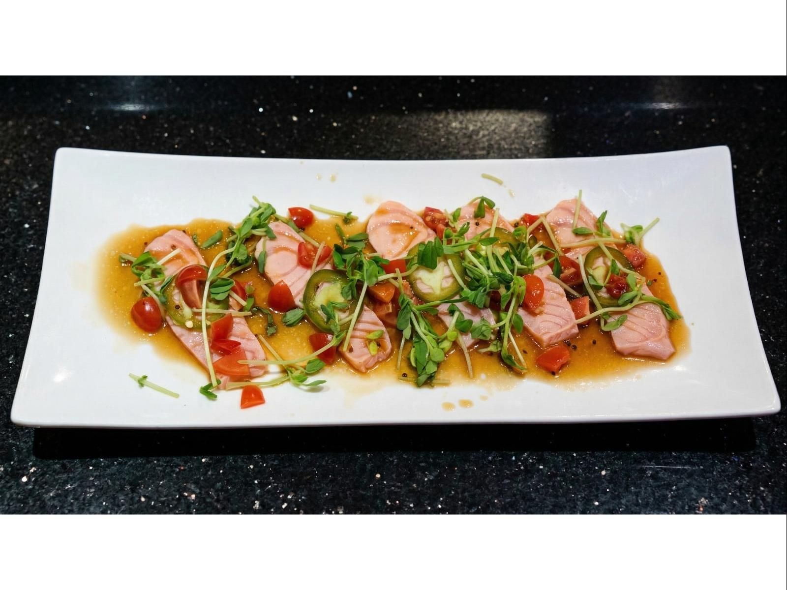 Salmon Tataki*.