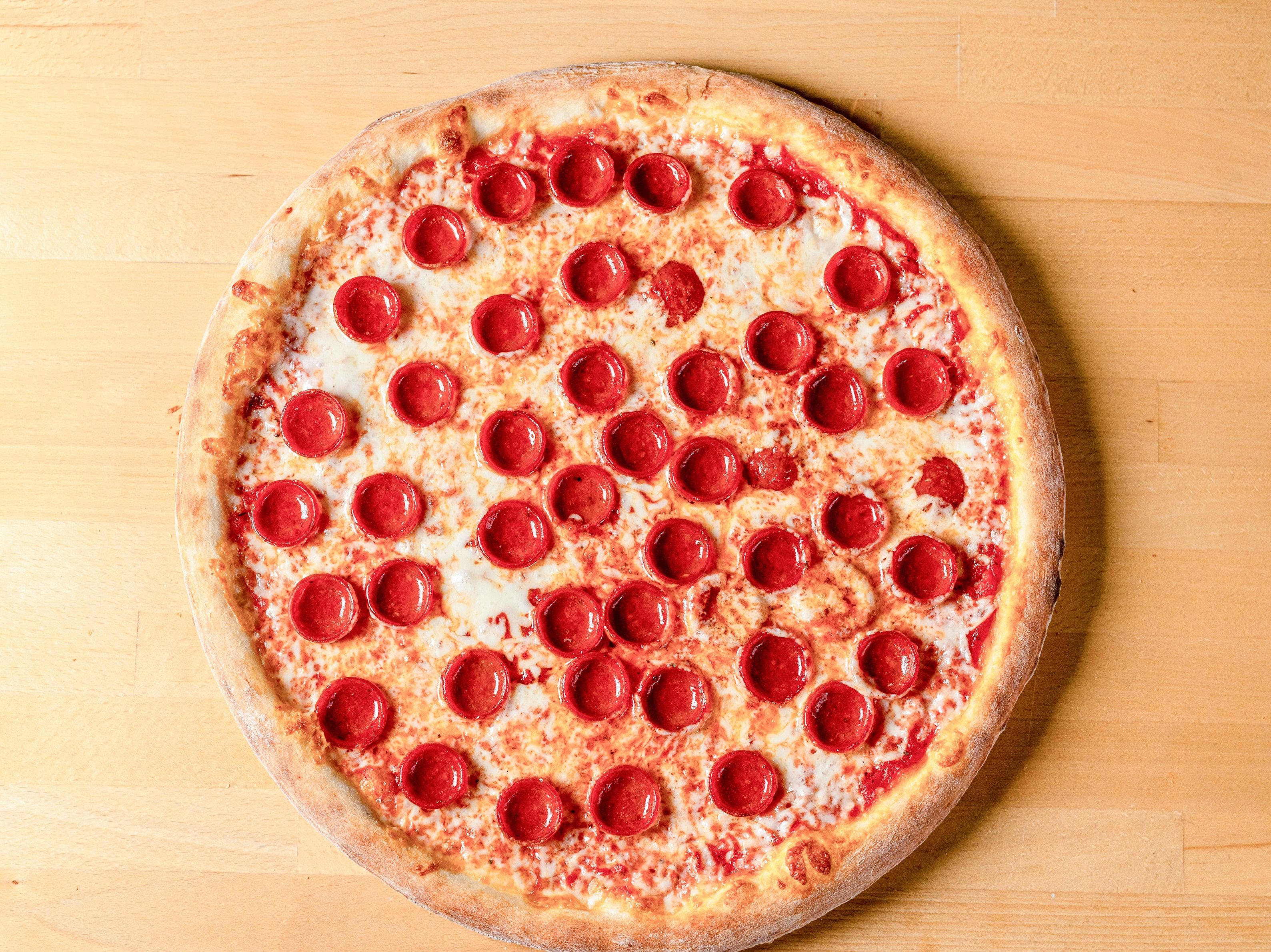 Hot Honey Pepperoni, 16"