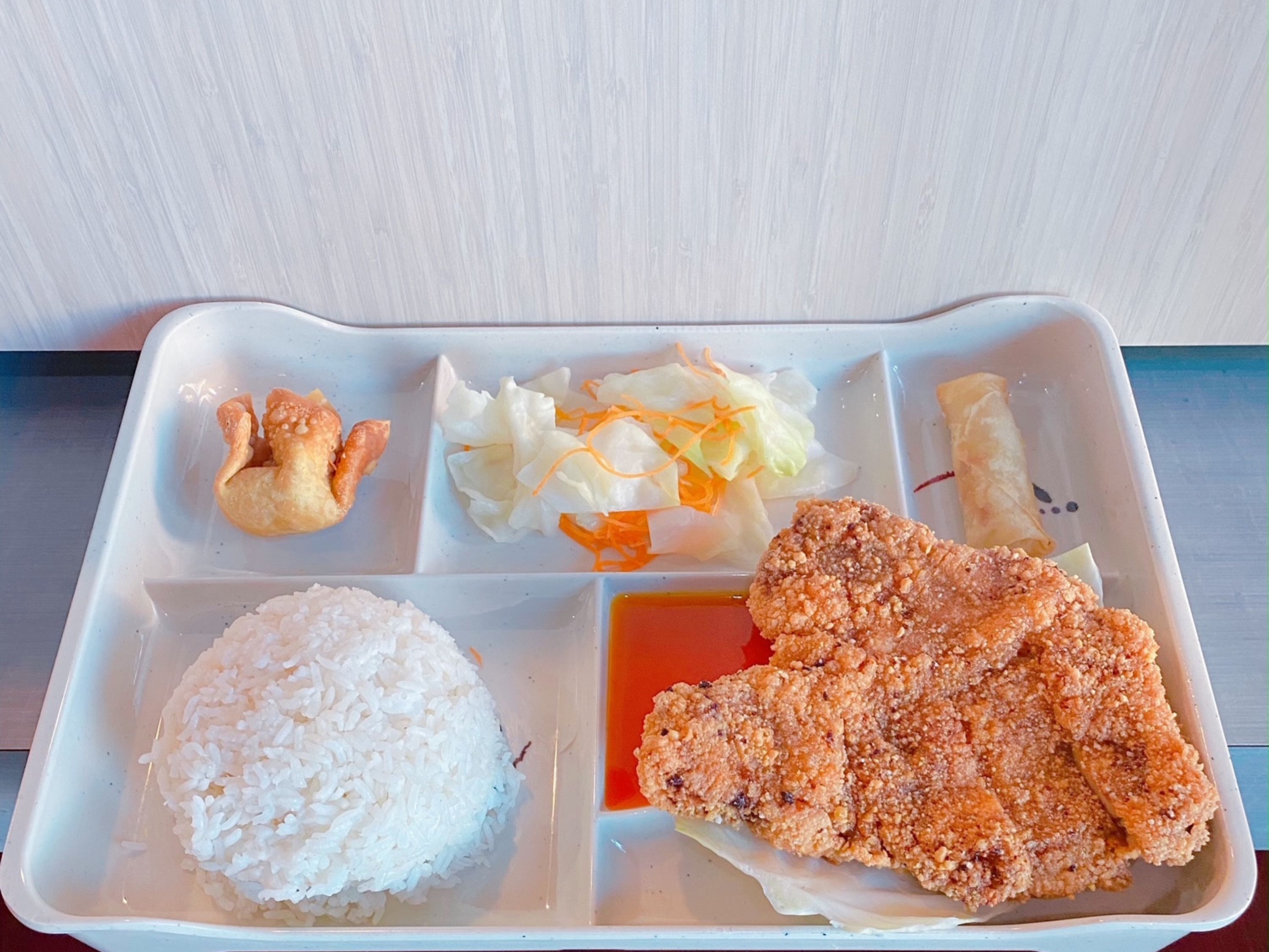 R4 T.E.A. Fried Chicken.