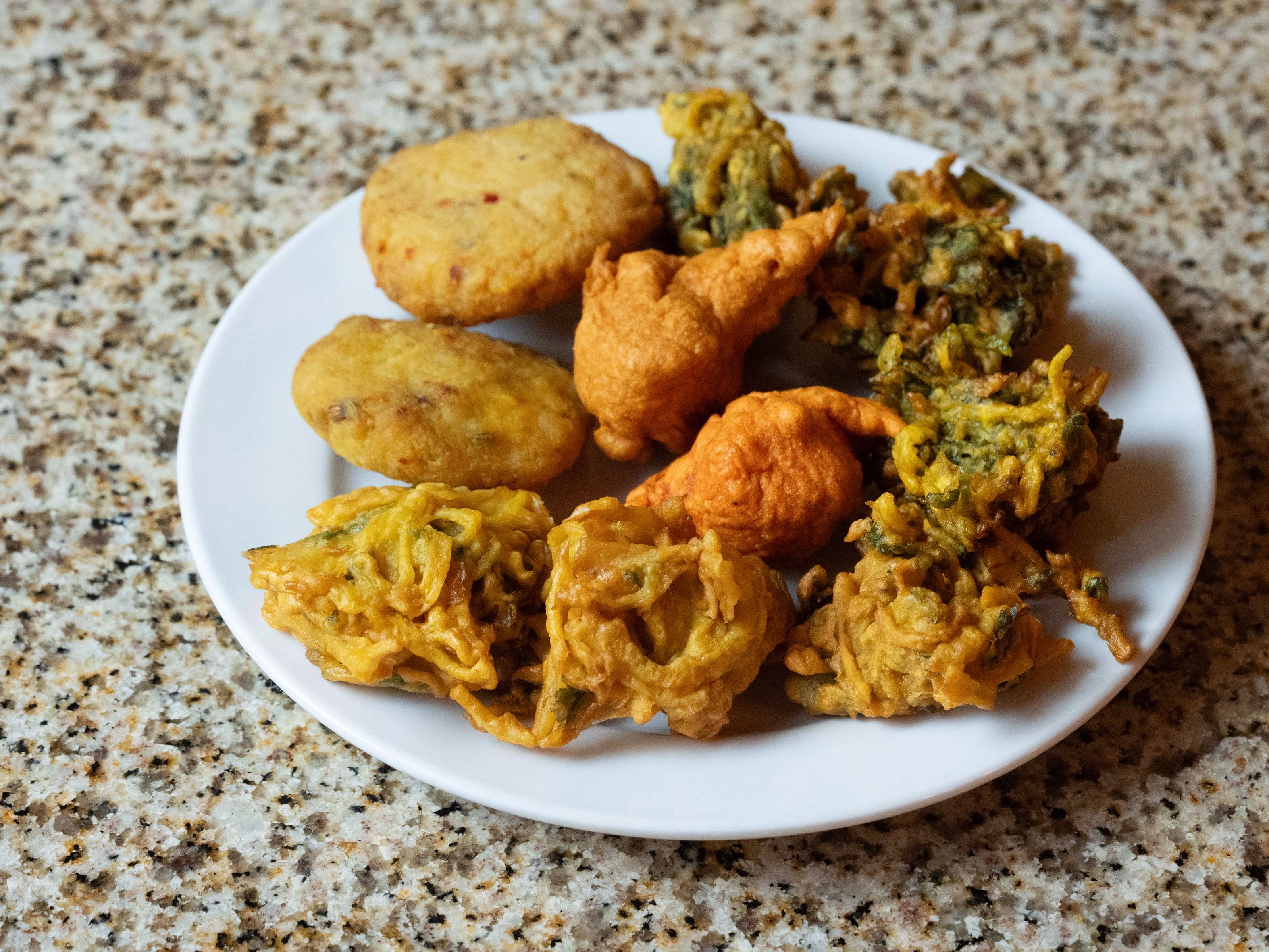 4 Pakora