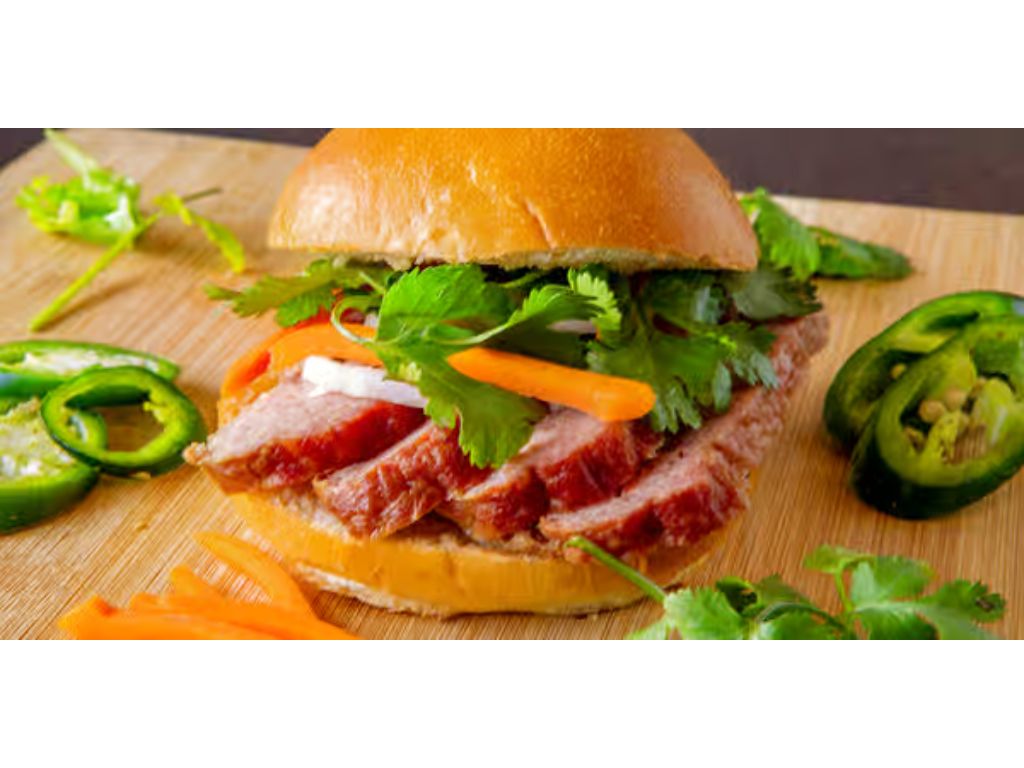 B15. PORK PATTIES / BURGER NEM NƯỚNG