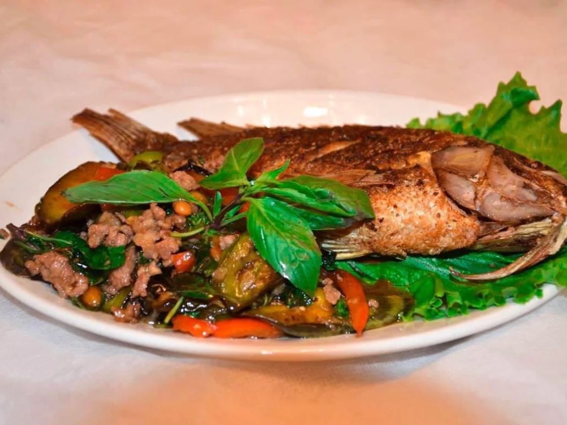 Pla Tot Ma Khuy.