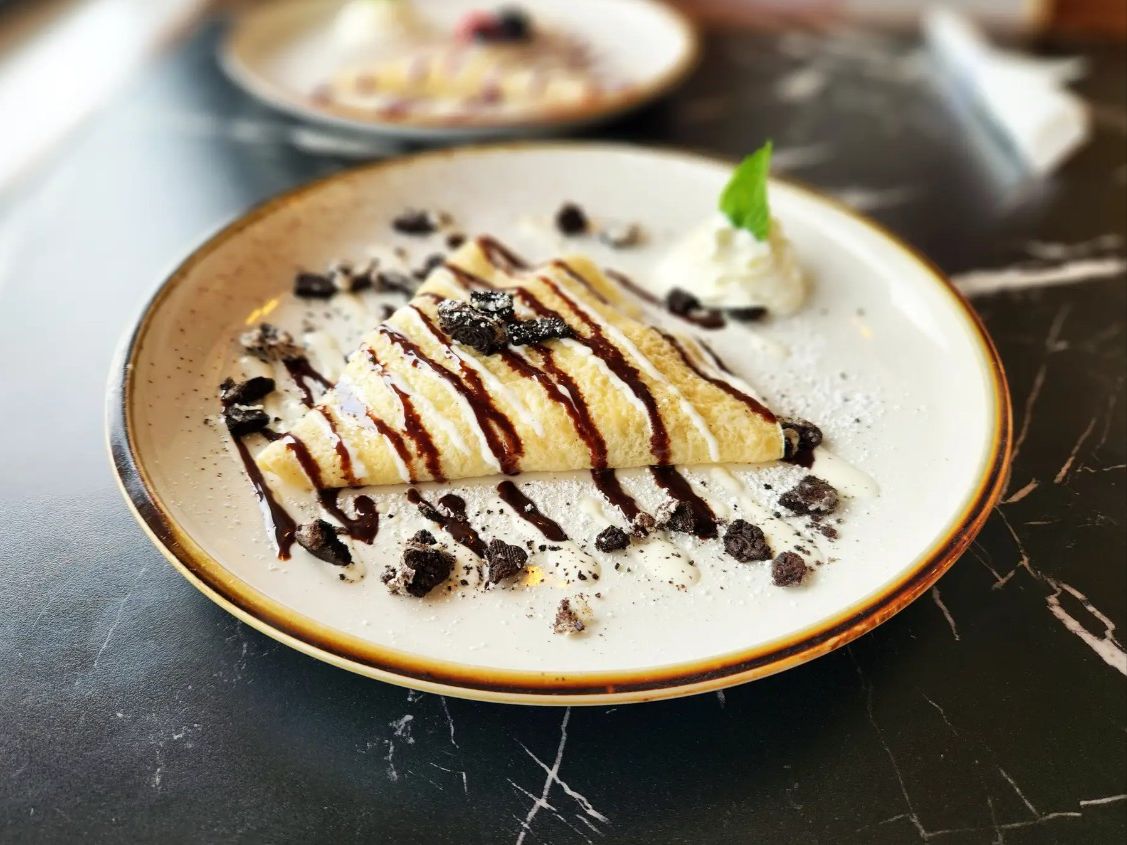 Cookies 'N Cream Crêpe.