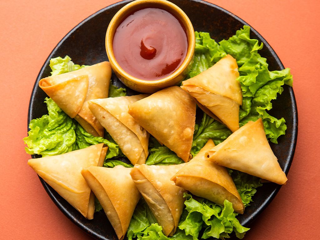 MIX VEG SAMOSA 4Pcs.