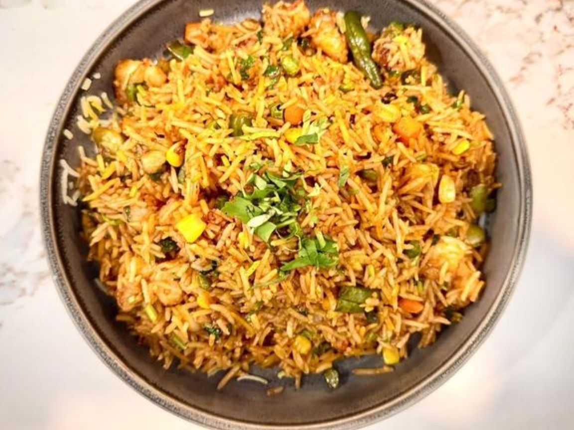 CHICKEN FRIED RICE