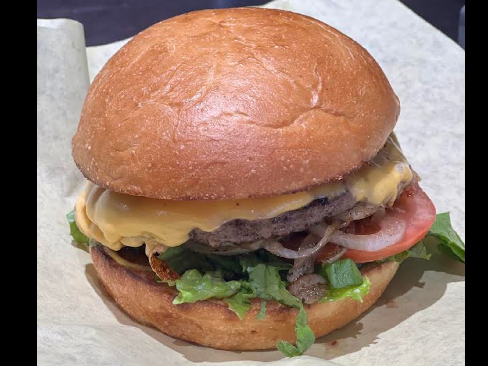 American Cheese Burger.