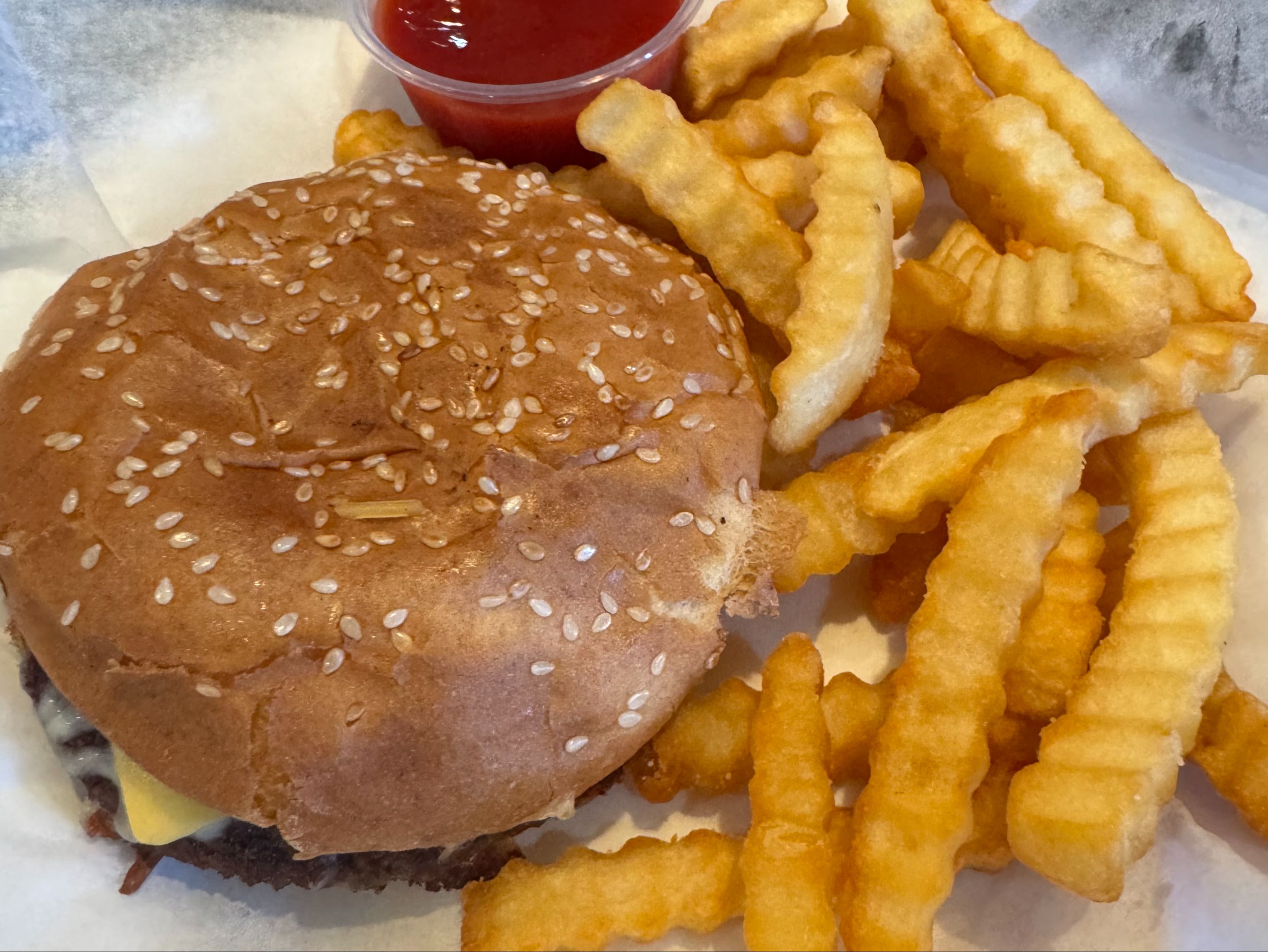 Cheese Burger (Kids).