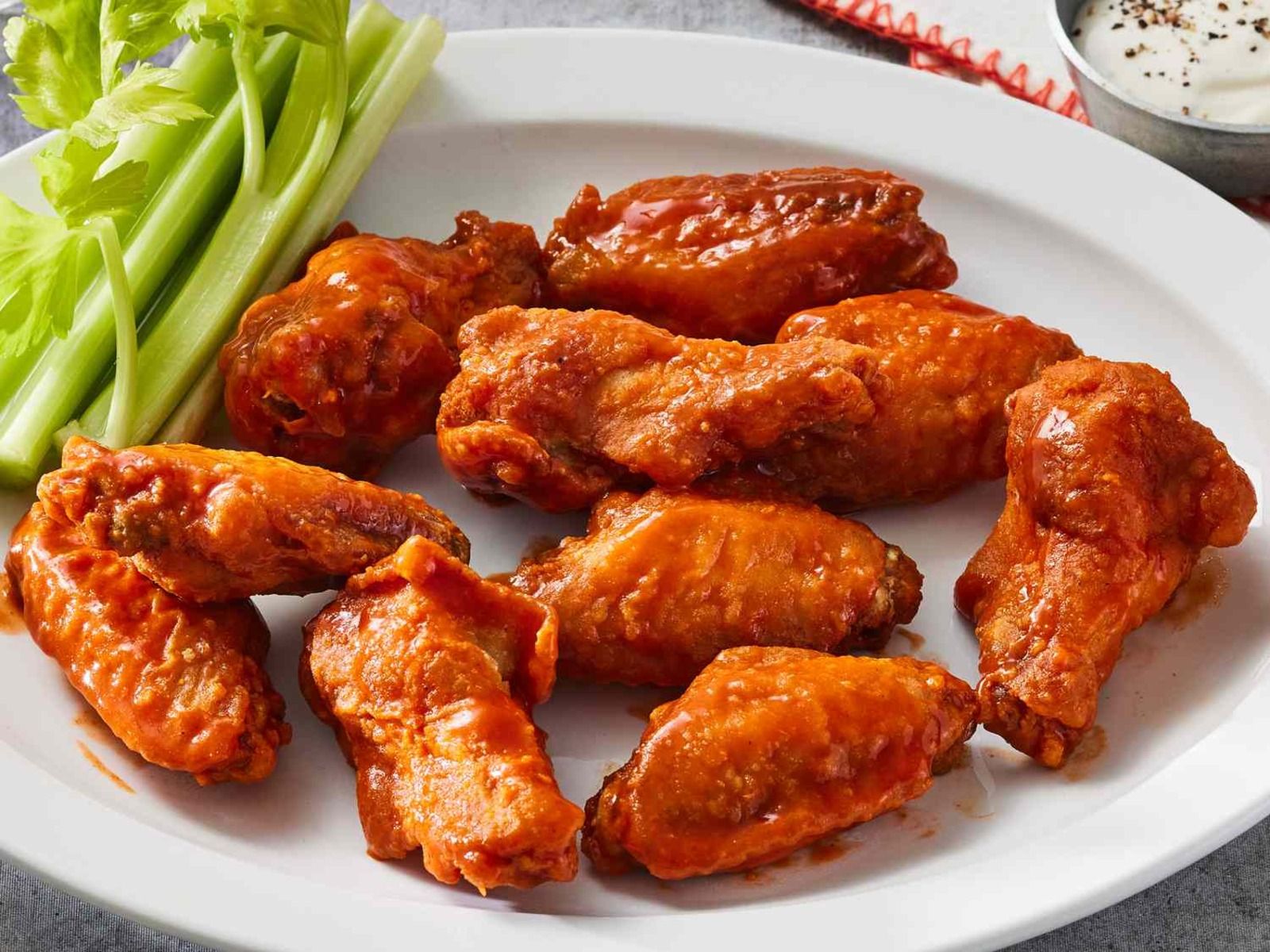 Jumbo Wings (10).