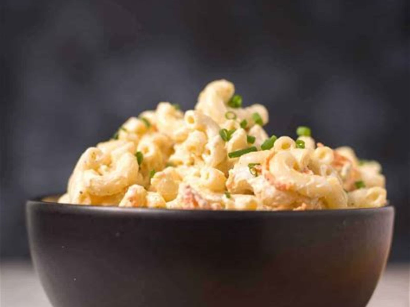 1lb Mac Salad.