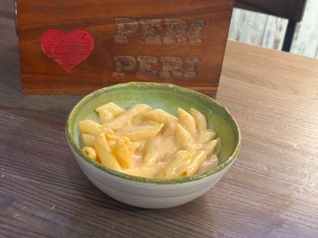 WORLD’S BEST MAC & CHEESE - Small Bites.