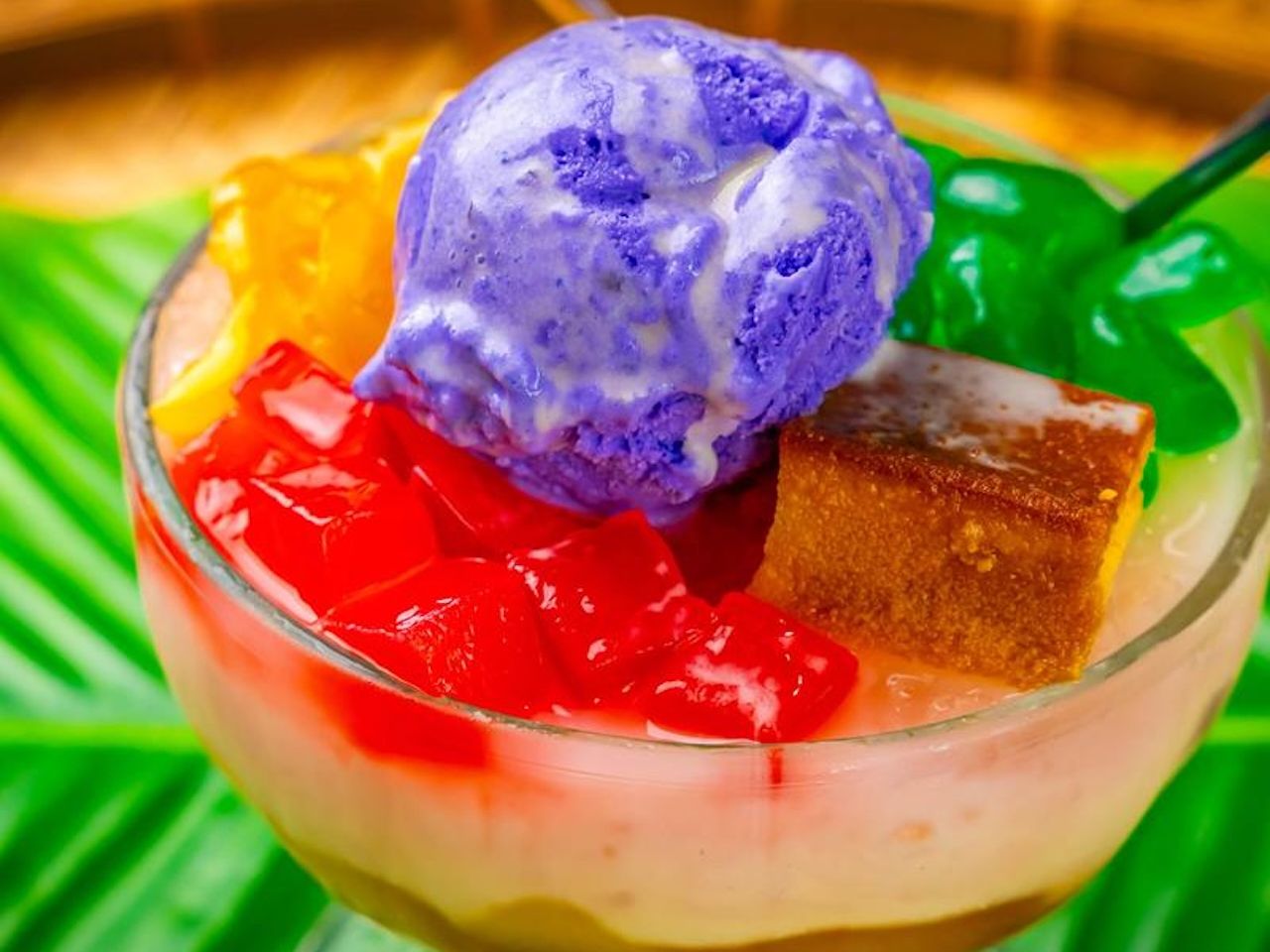 Halo-Halo.