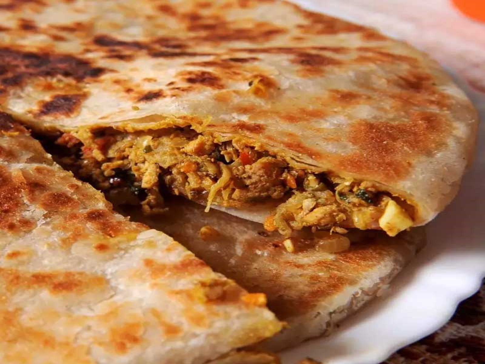 Chicken Cheese Kulcha.