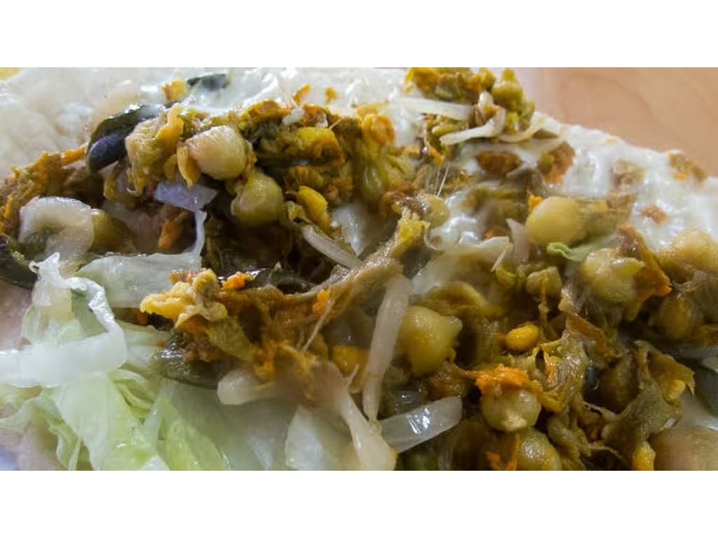 #70 Quesadilla de Cabeza.