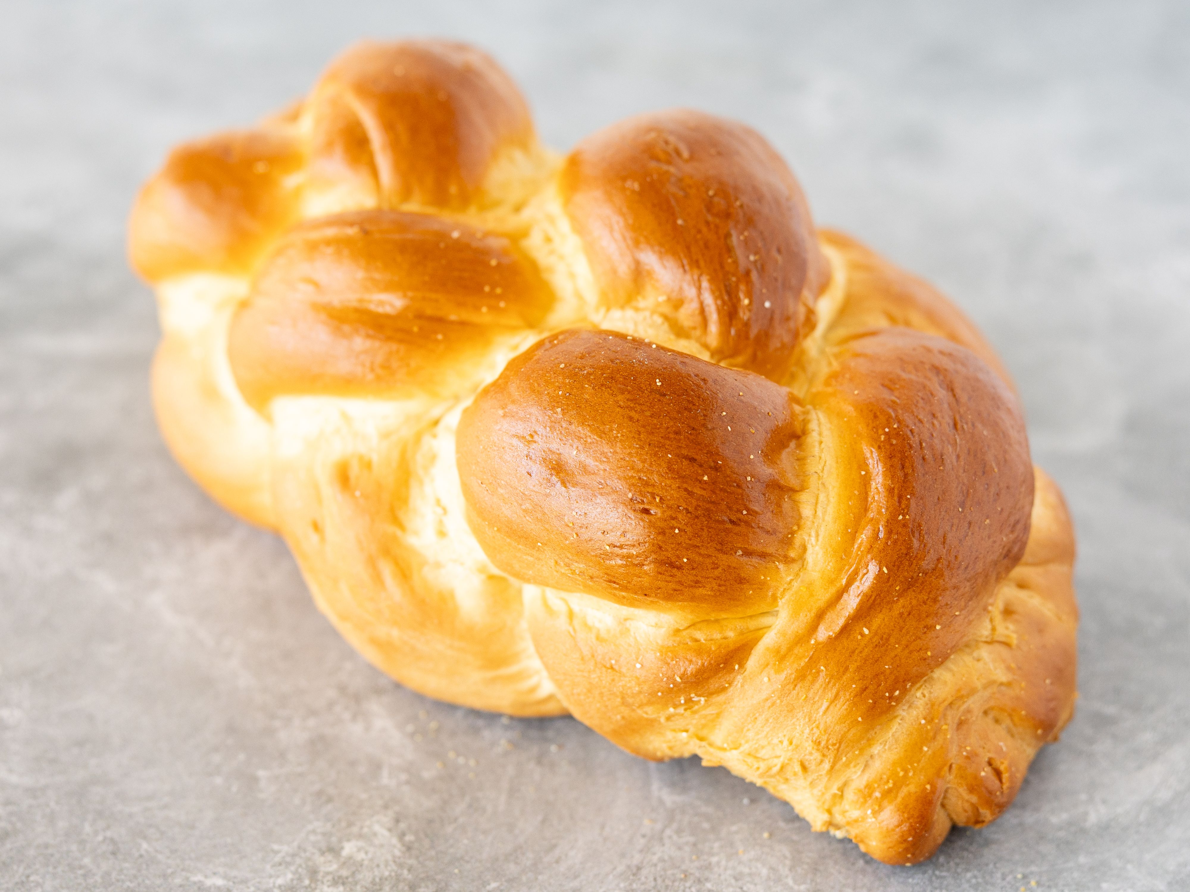 Large Egg Challah.