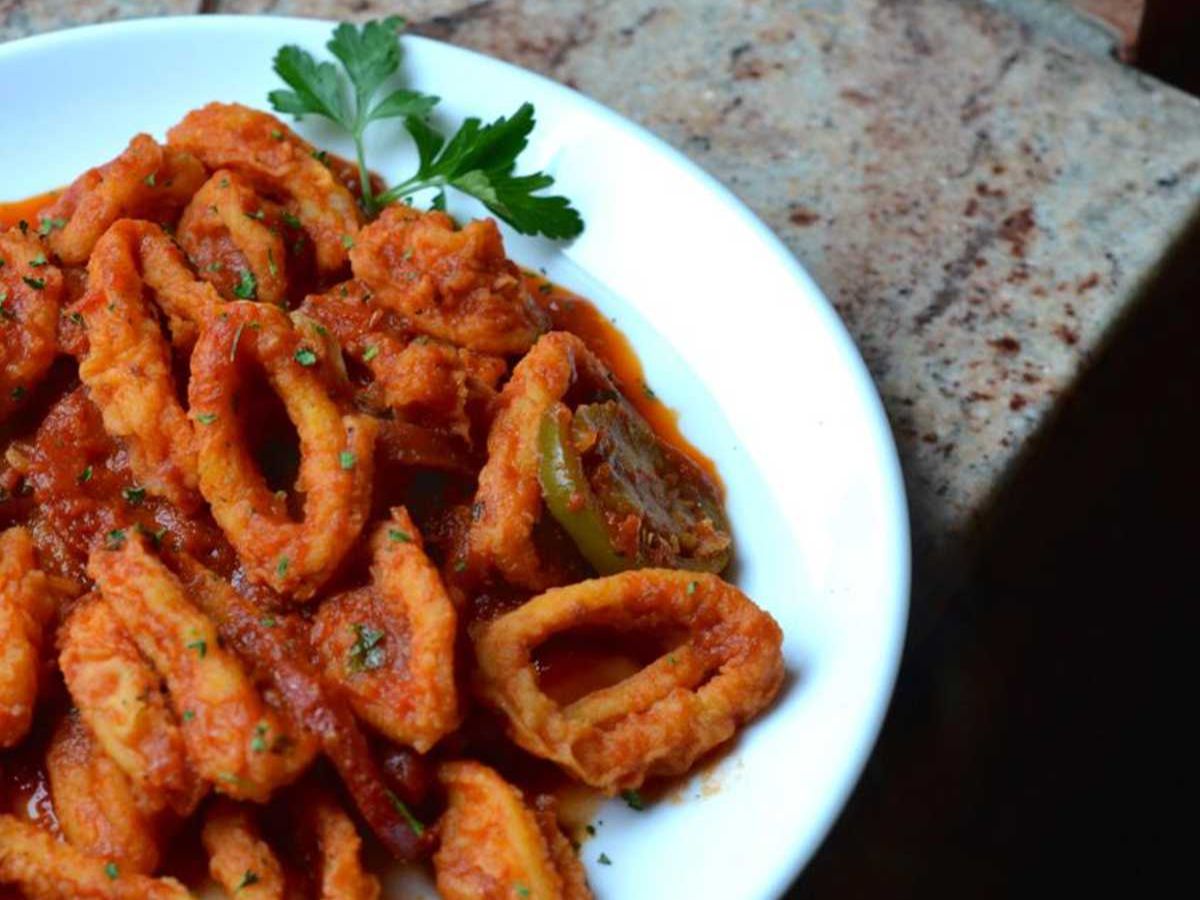 Calamari Arrabiata Appetizer.