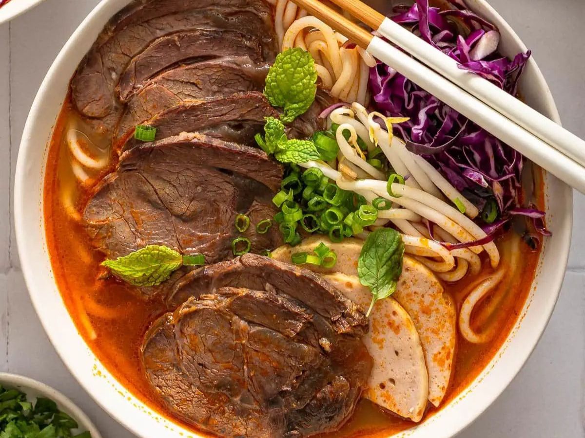 P13. Spicy Beef Pho (Bun Bo Hue).
