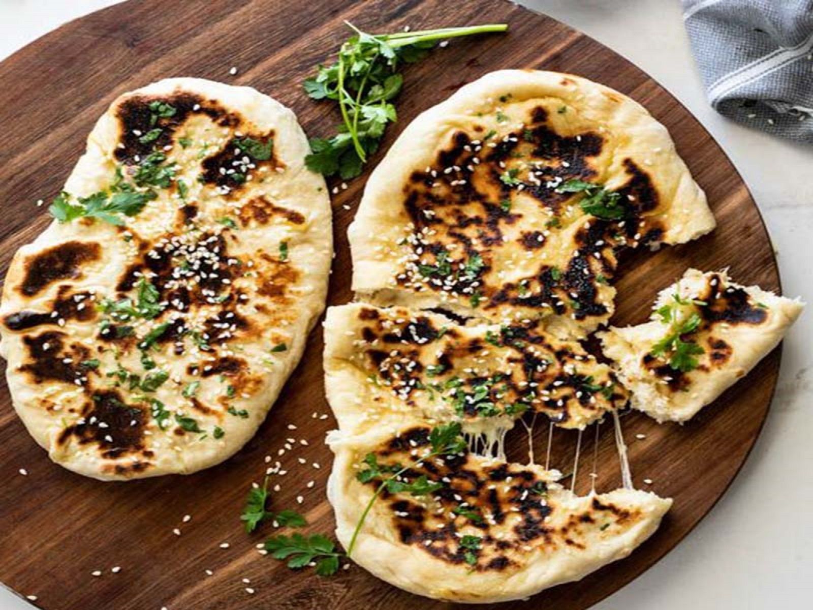 Chilli Cheese Naan