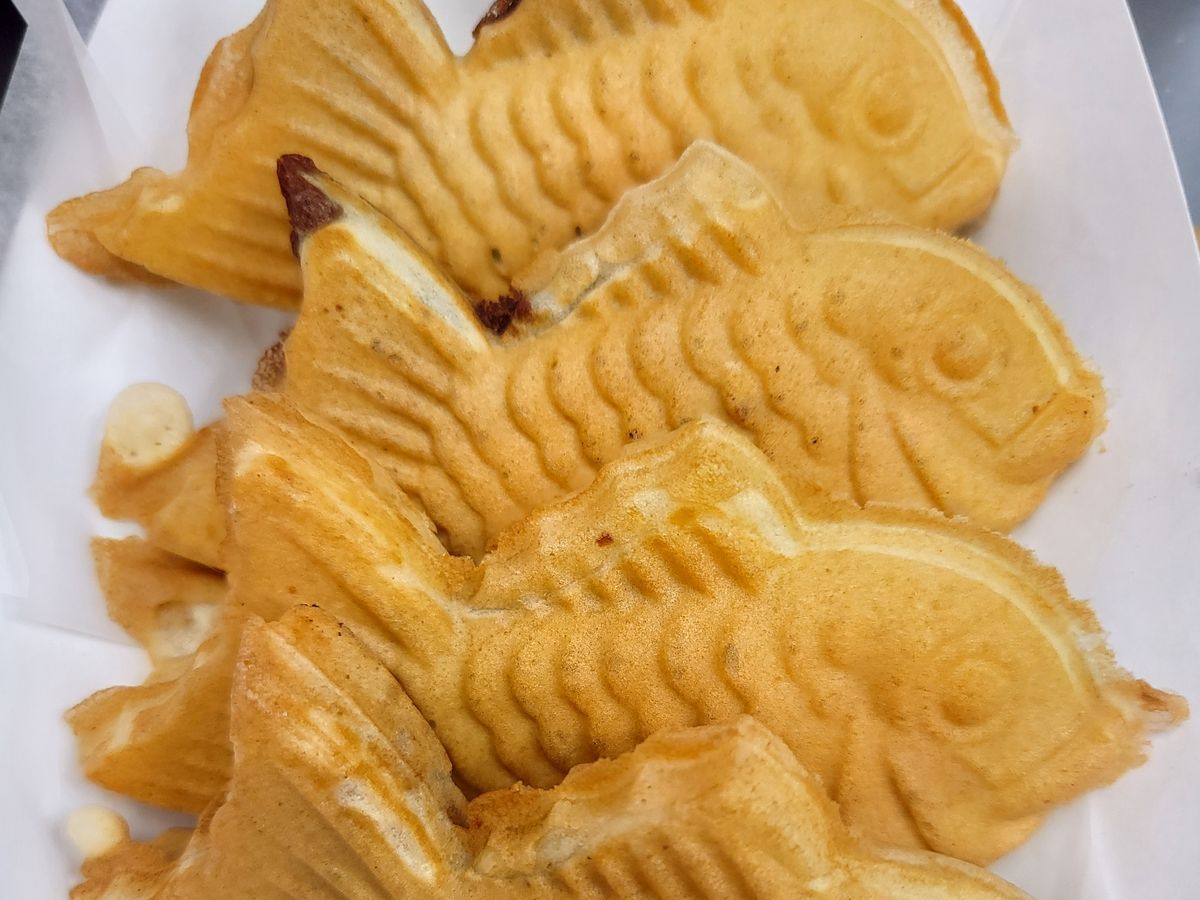 Bungeoppang (Taiyaki) (4 for 10).