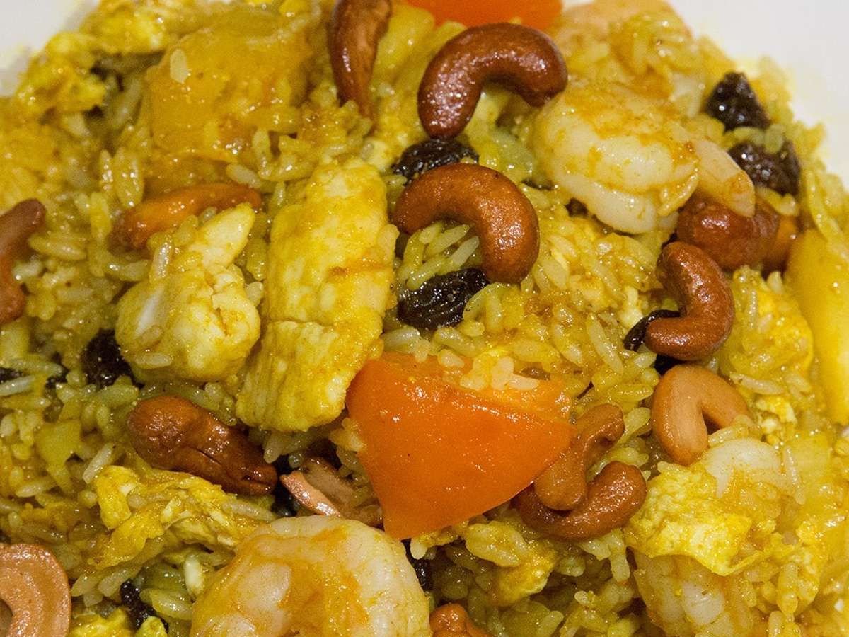 Thai Pineapple Fried Rice 菠蘿炒飯