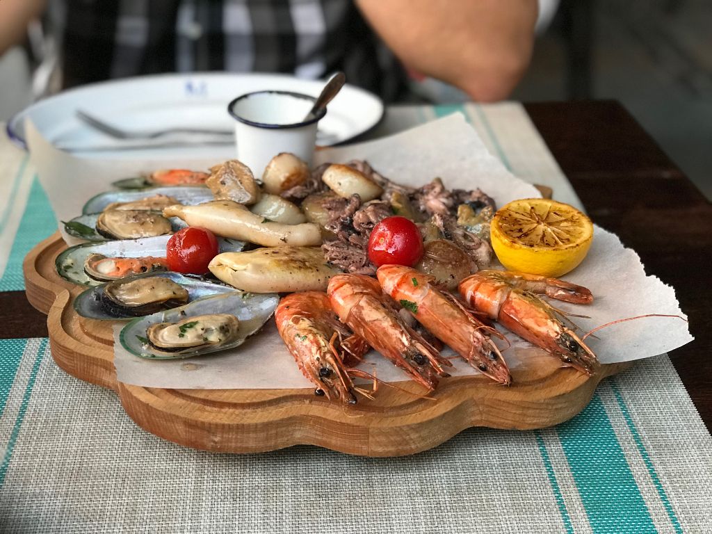 Seafood Sampler.