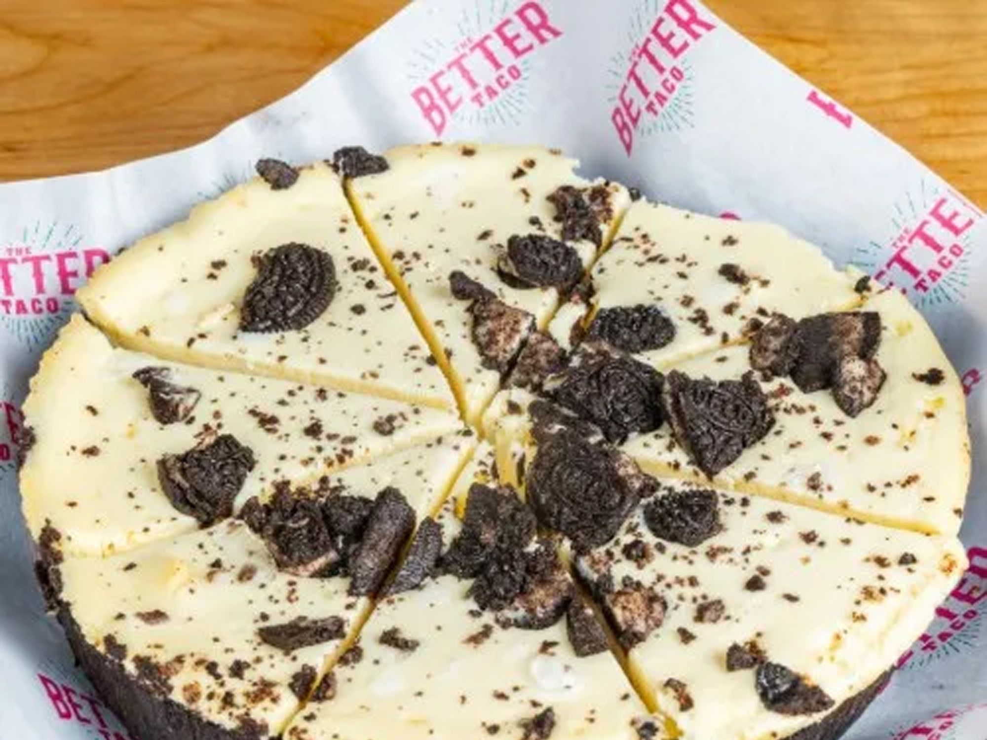 Oreo Cheesecake 8 Slices Pie.