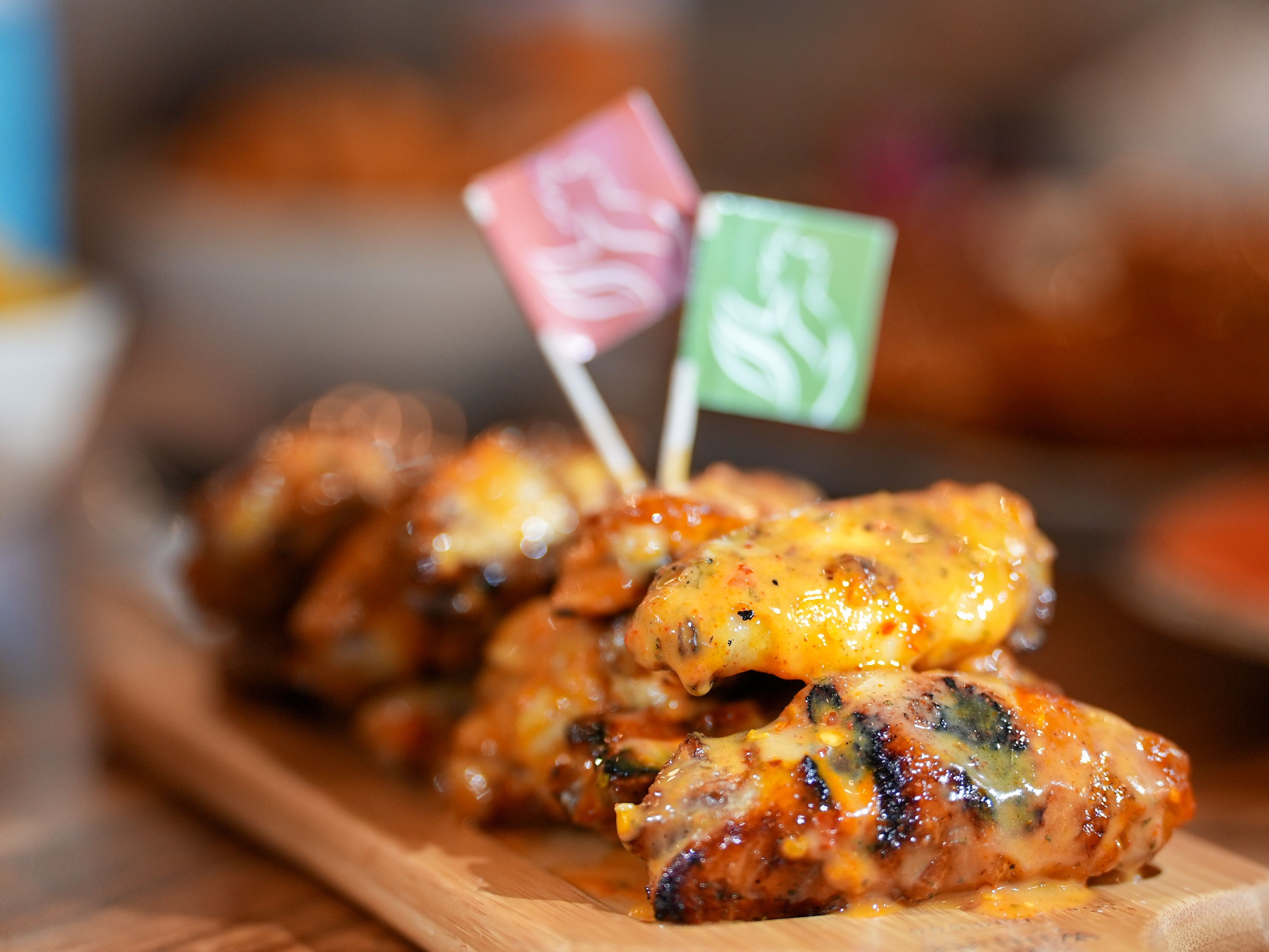 6 Peri Wings.