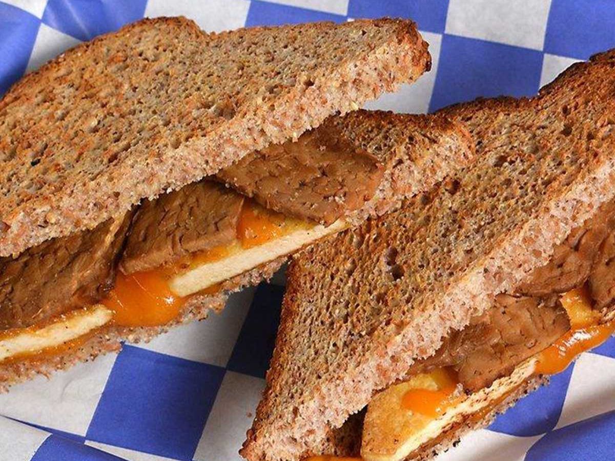 Vegan Bacon, Egg & Cheese