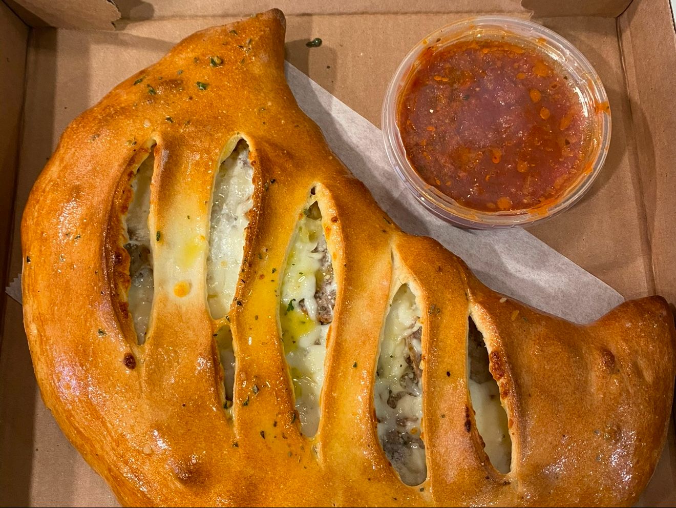 Calzone (Medium).