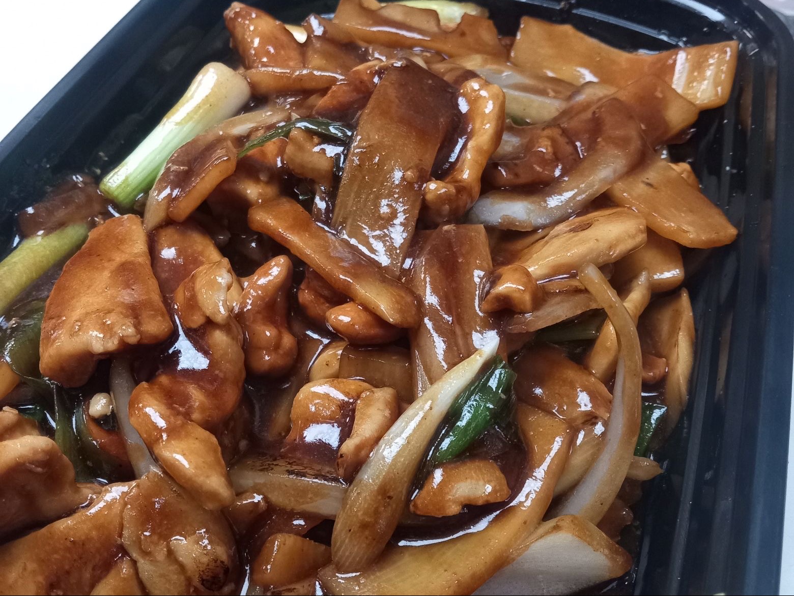 Pad Cashews.