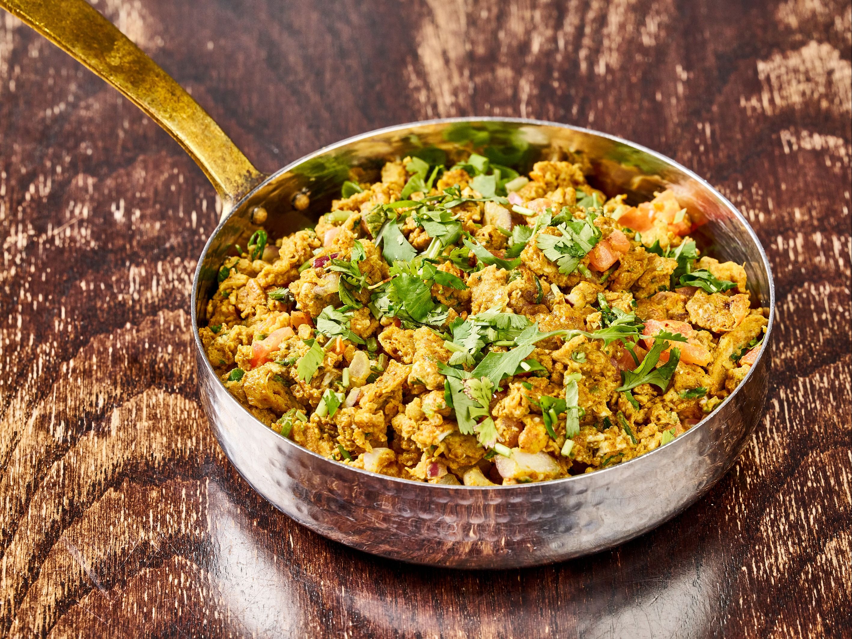 Dhaba Style "Egg Burji"