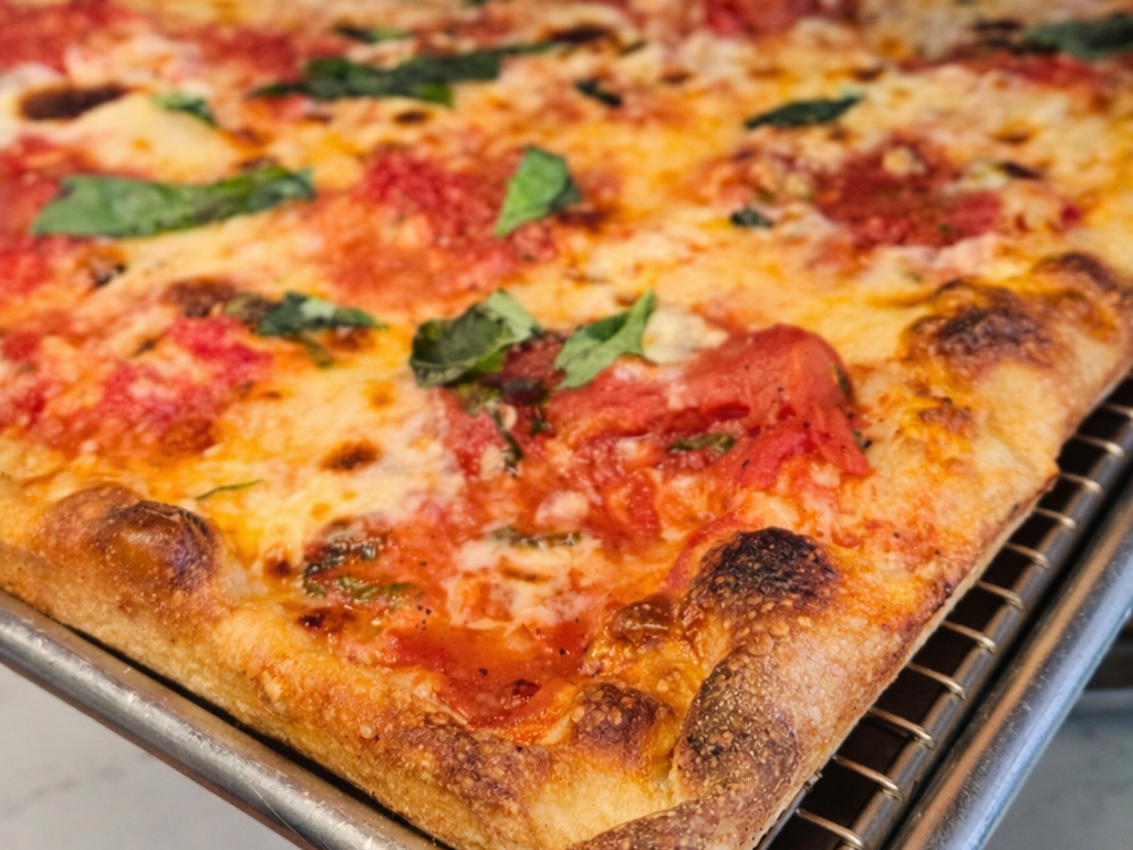 Grandma Pie (Large).