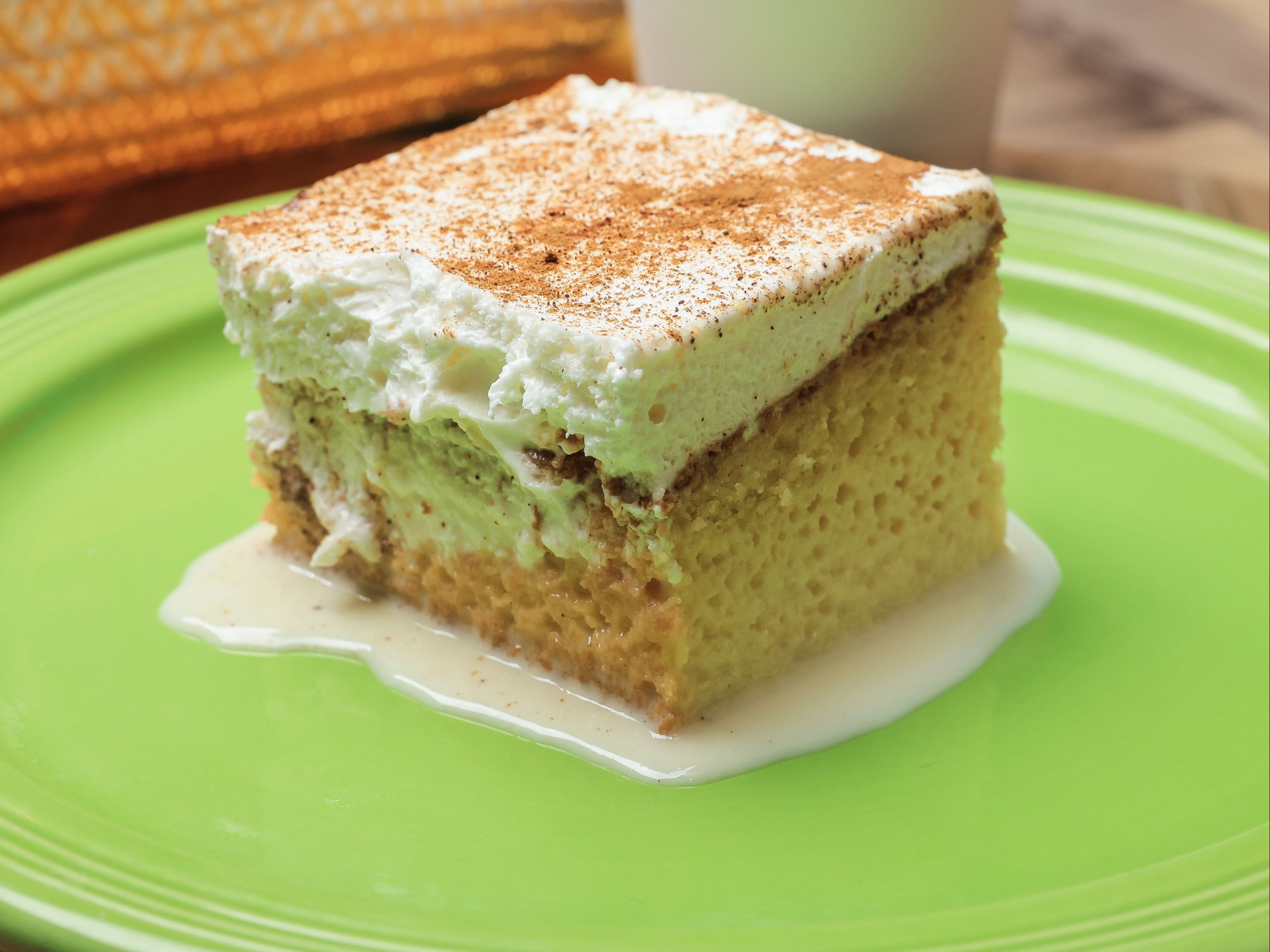 TRES LECHES, SLICE - CATERING.