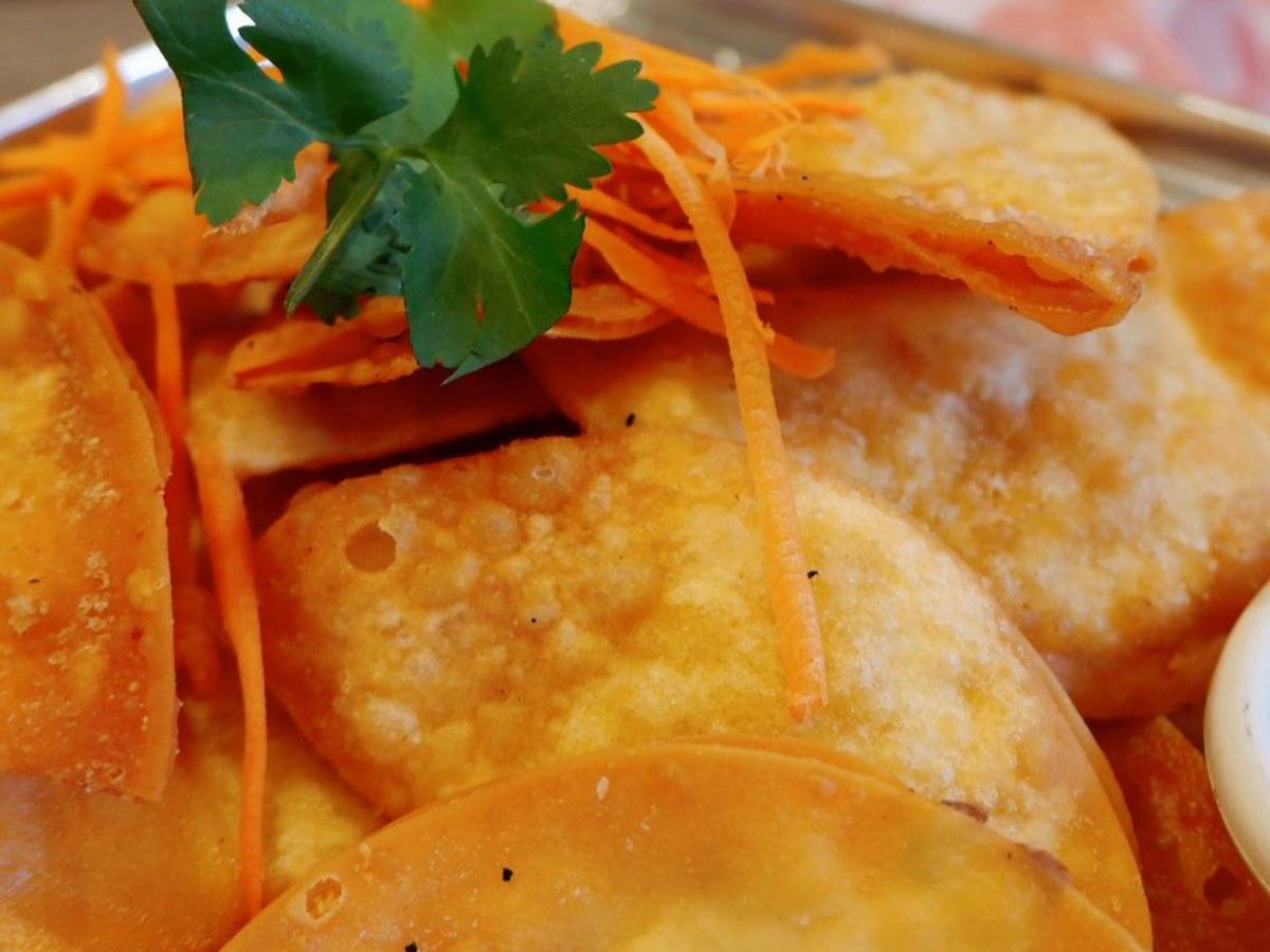 Crispy Fried Wonton.