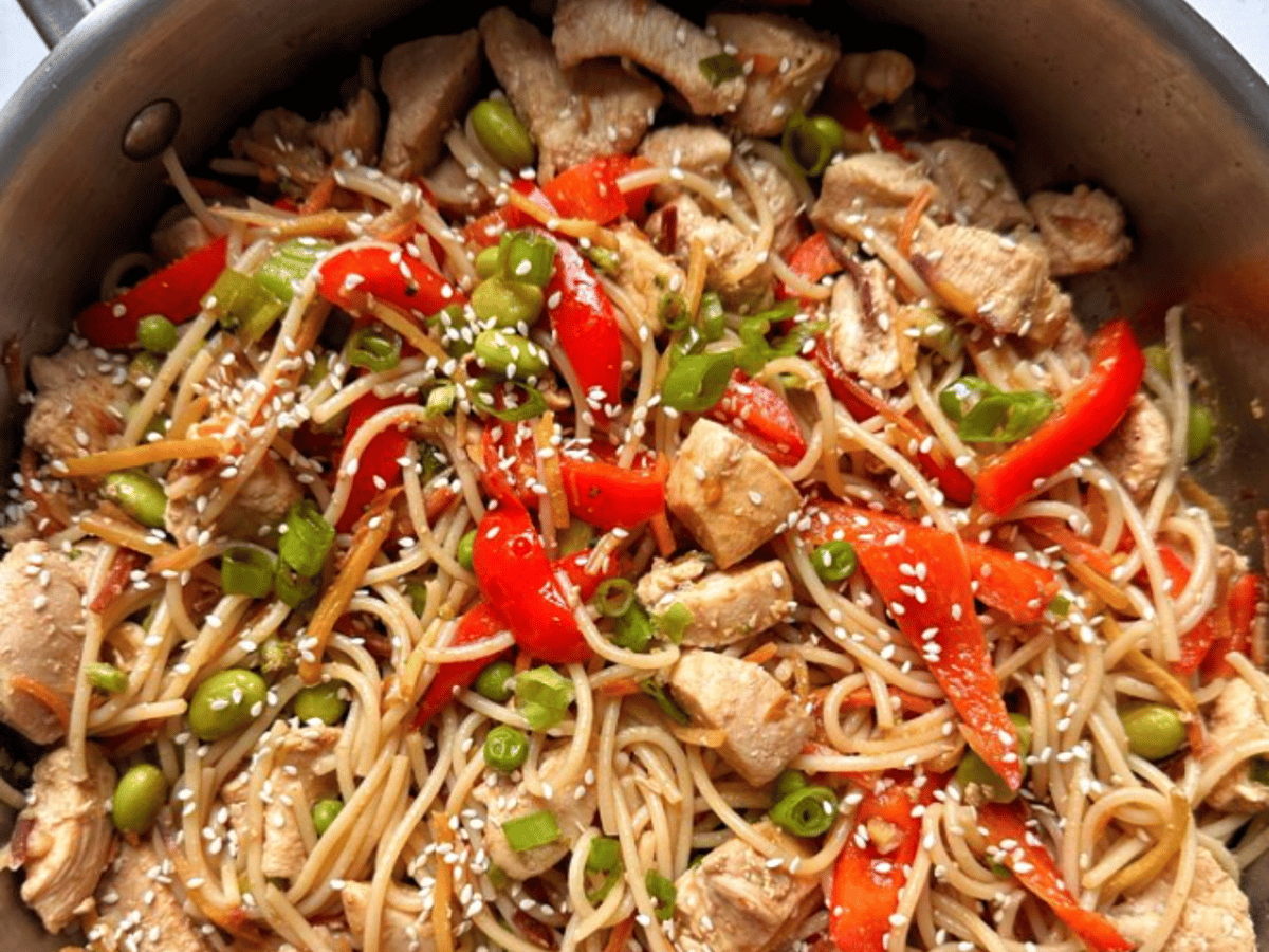Chicken Fried Rice/Noodles - Schezwan.